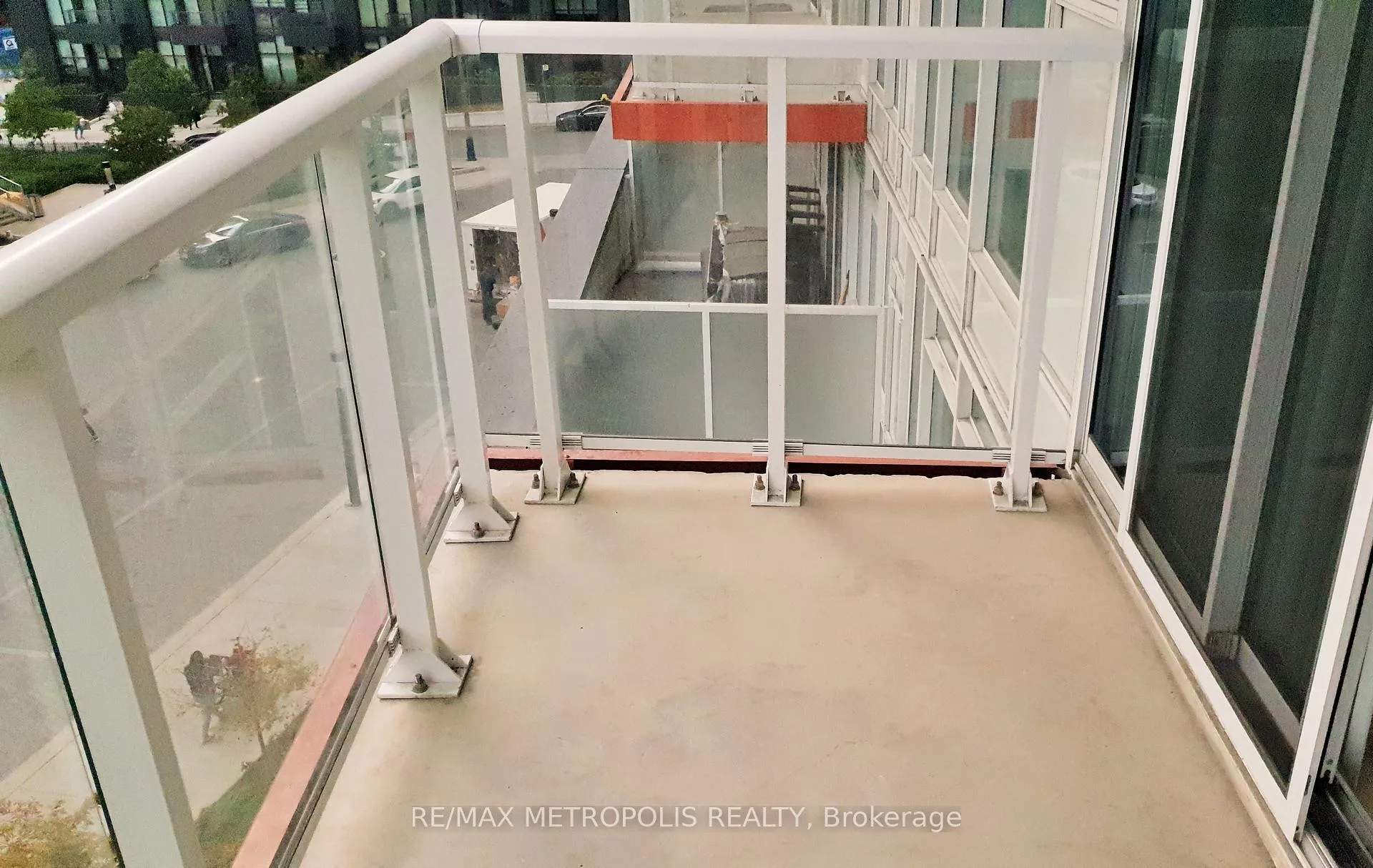 Photo 9 of Unit 526, 85 Queens Wharf Road, Toronto, Waterfront Communities — HOMEH