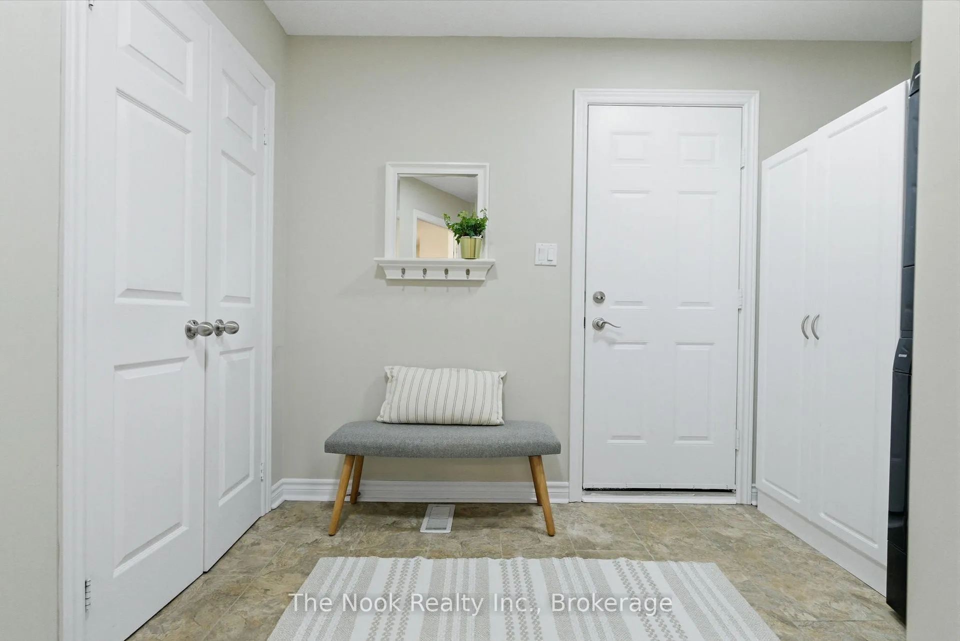 Photo 18 of 729 Sundance Circle, Oshawa, Northglen — HOMEH