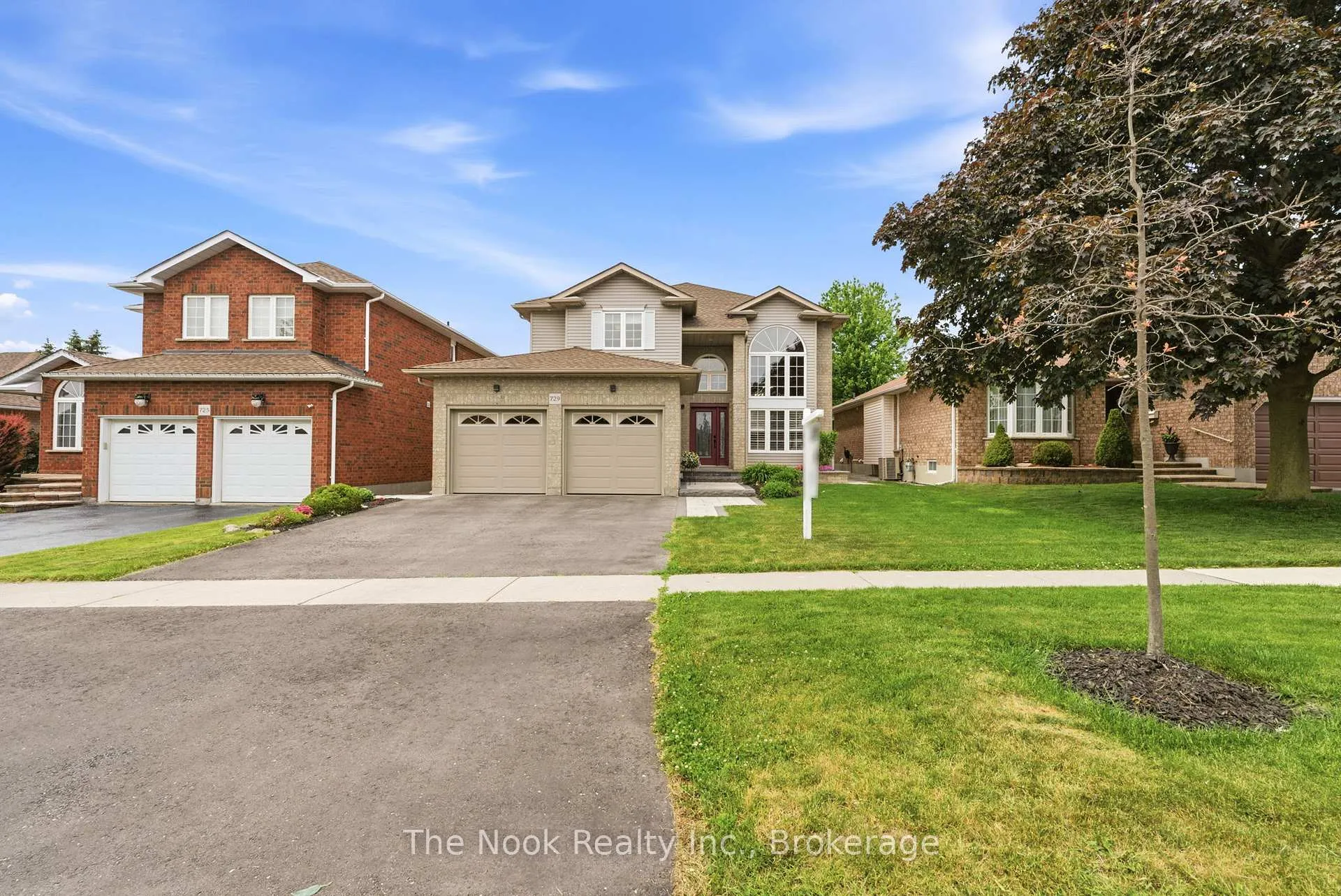 Photo 48 of 729 Sundance Circle, Oshawa, Northglen — HOMEH