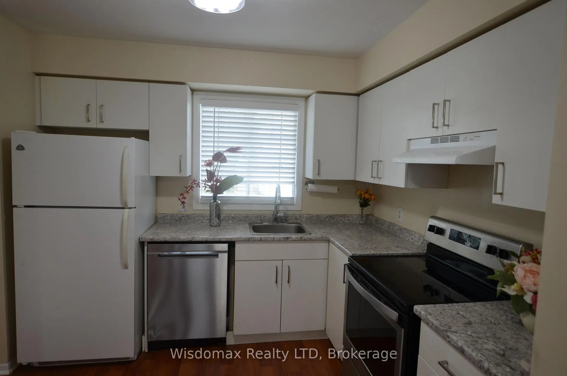 Photo 8 of Unit 115, 8141 Coventry Road, Niagara Falls, West Wood — HOMEH