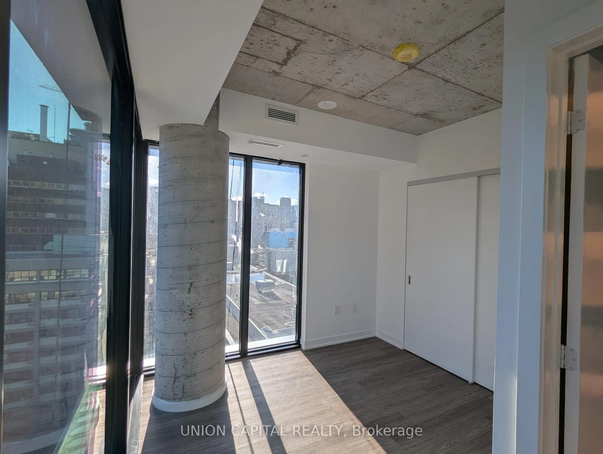 Photo 8 of Unit 1410, 195 McCaul Street, Toronto, Kensington-Chinatown — HOMEH