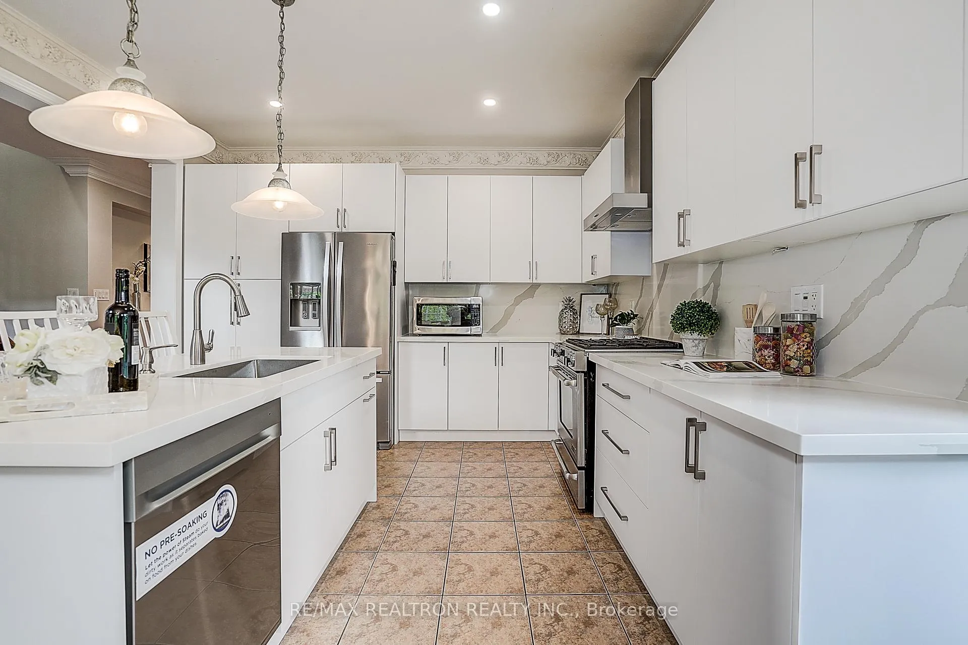 Photo 14 of 76 Boswell Road, Markham, Box Grove — HOMEH