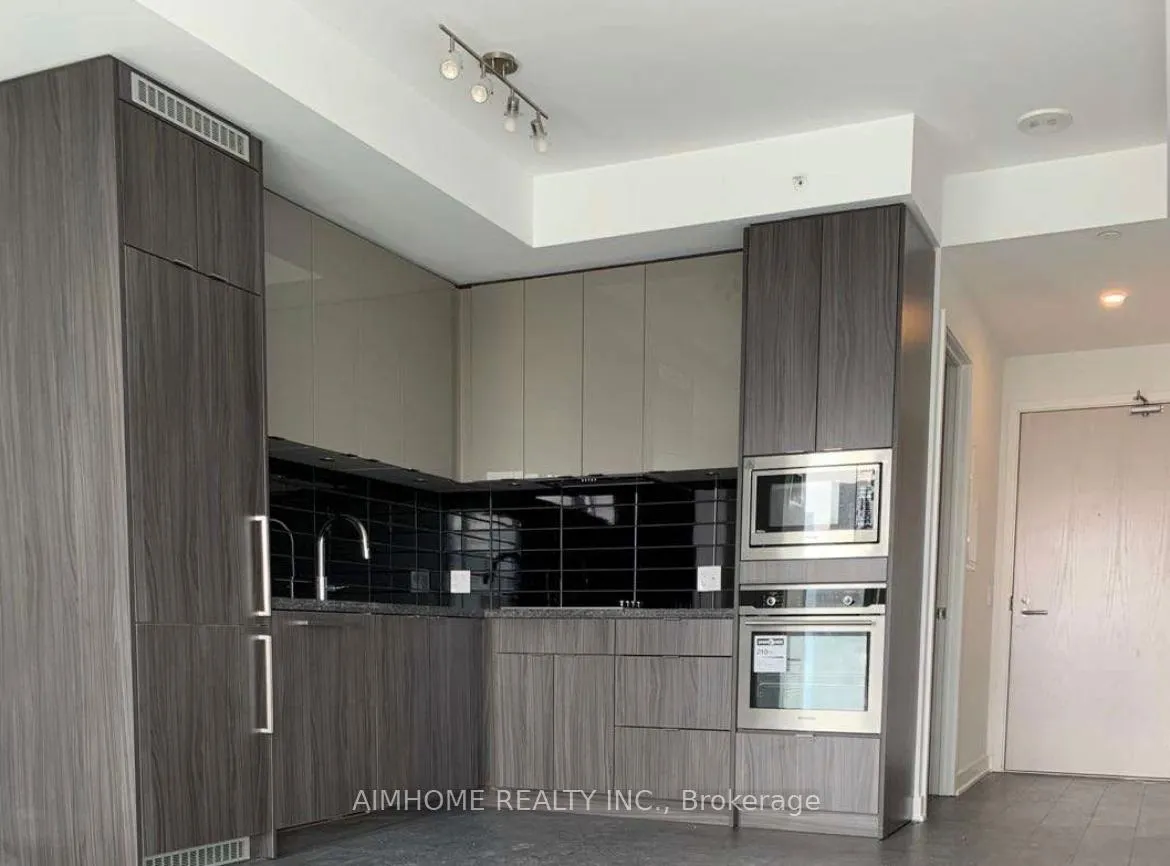 Photo 3 of Unit 2303, 115 Blue Jays Way, Toronto, Waterfront Communities — HOMEH