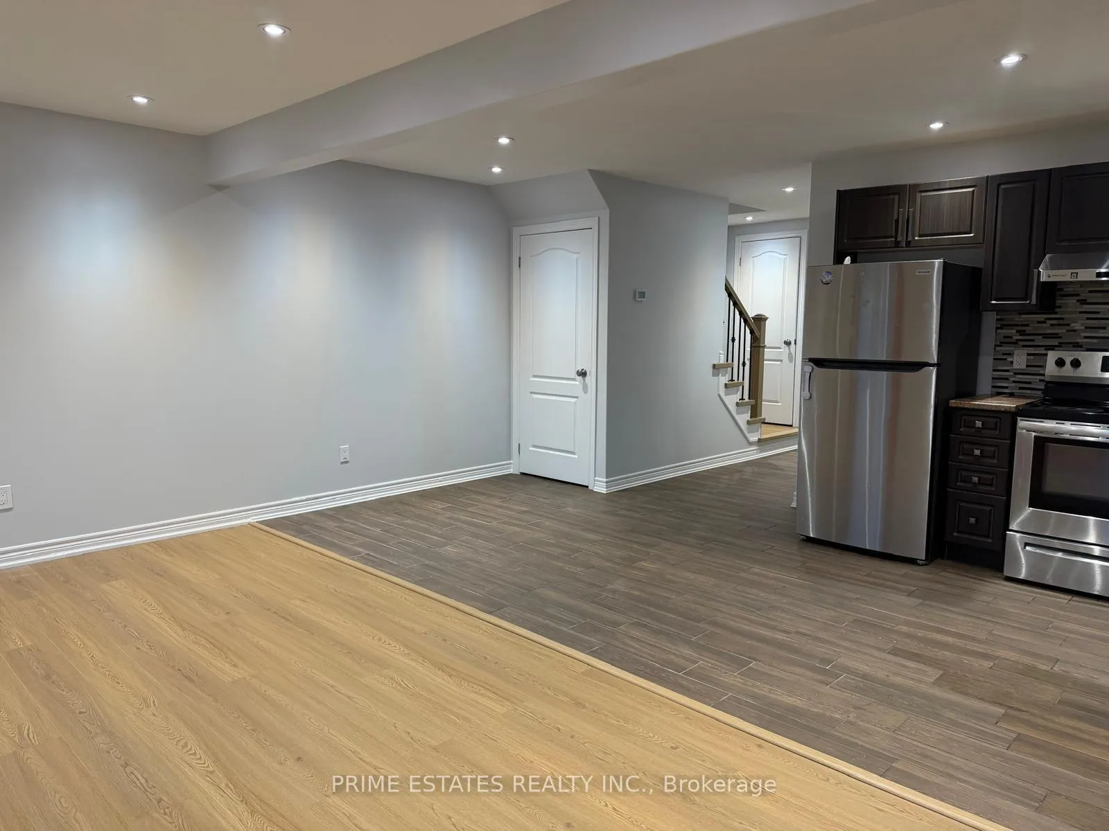 Photo 4 of Unit 8, 124 Parkinson Crescent, Orangeville — HOMEH