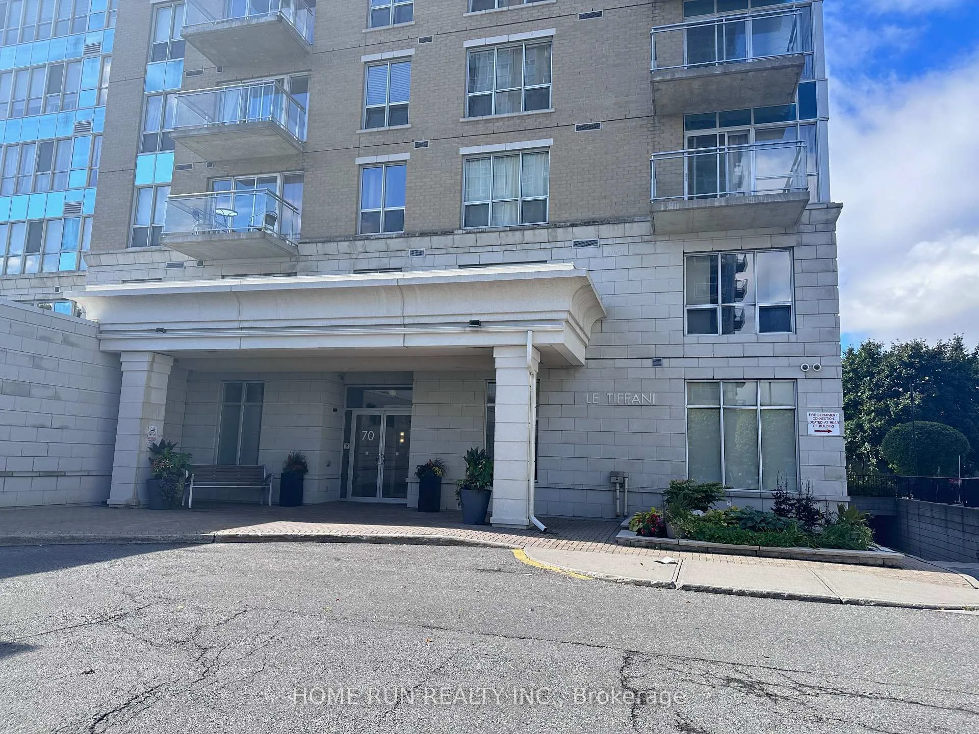 Photo 1 of Unit 601, 70 Landry Street, Ottawa, Vanier — HOMEH
