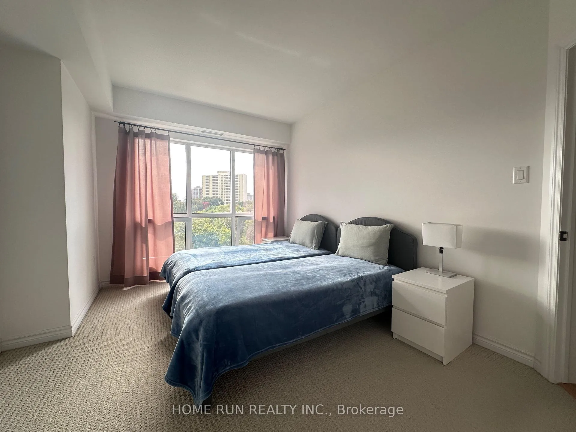Photo 6 of Unit 601, 70 Landry Street, Ottawa, Vanier — HOMEH