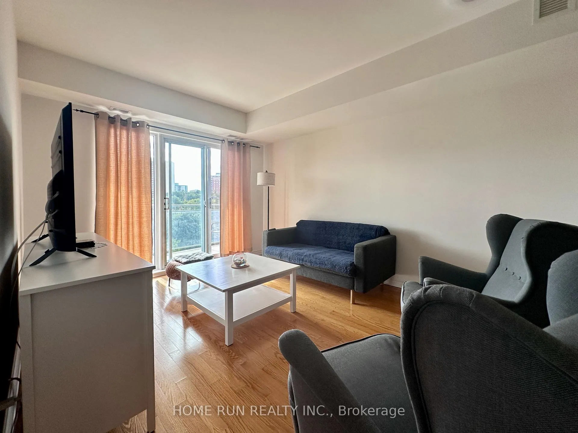 Photo 9 of Unit 601, 70 Landry Street, Ottawa, Vanier — HOMEH