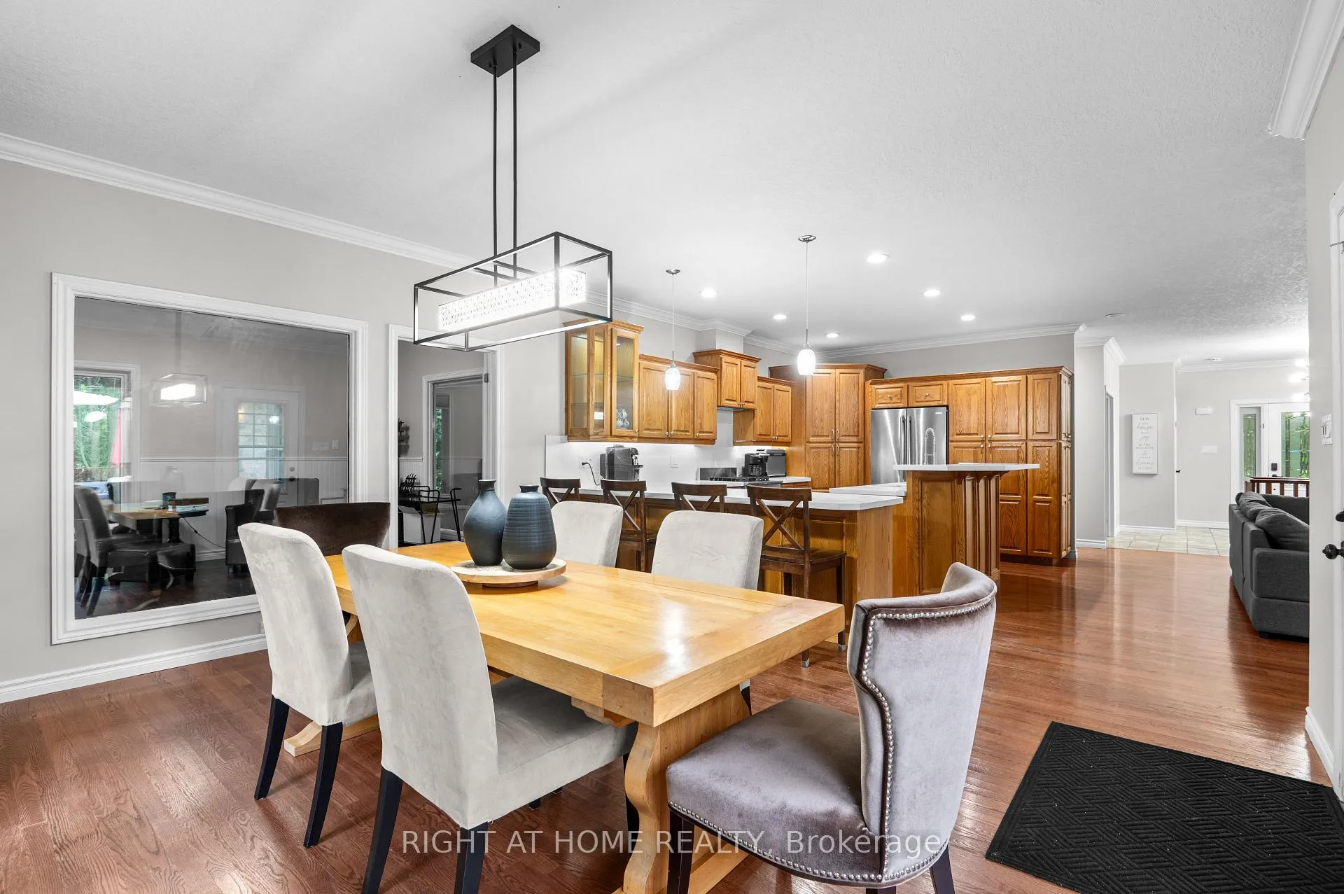 Photo 3 of 17 Alanavale Road, Caledon, Caledon Village — HOMEH