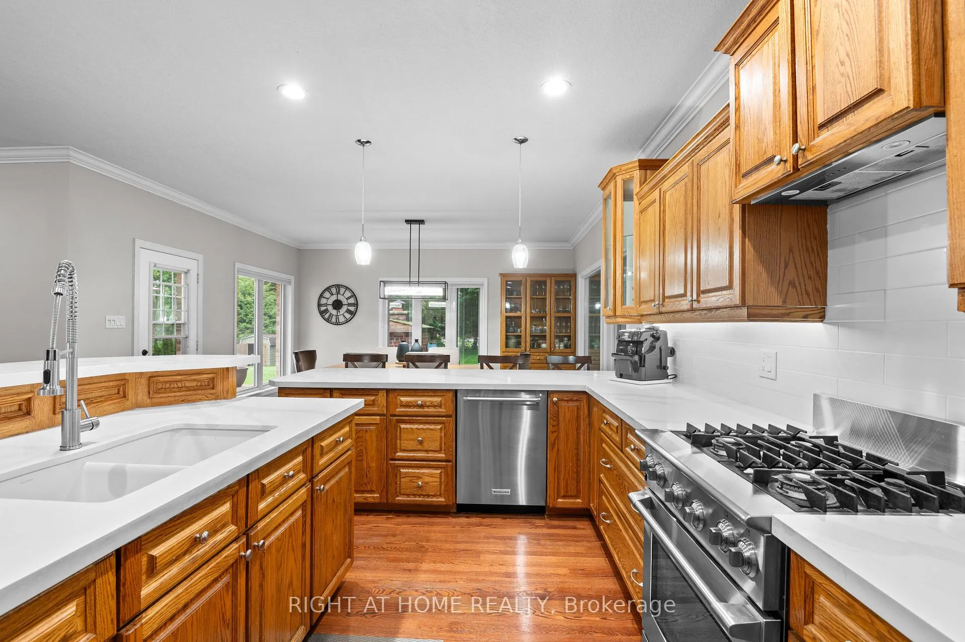Photo 5 of 17 Alanavale Road, Caledon, Caledon Village — HOMEH