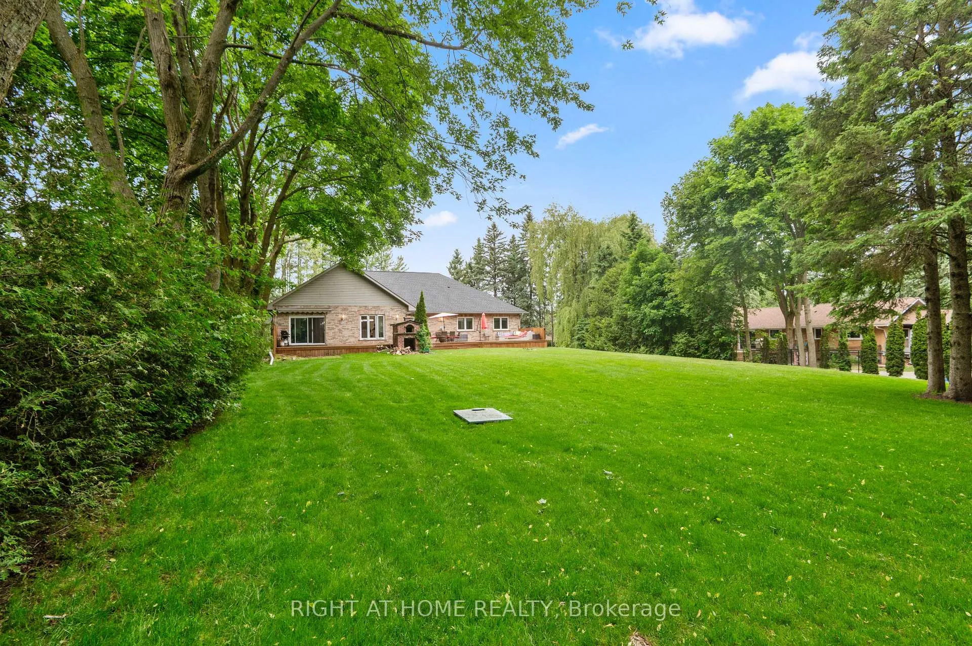 Photo 26 of 17 Alanavale Road, Caledon, Caledon Village — HOMEH