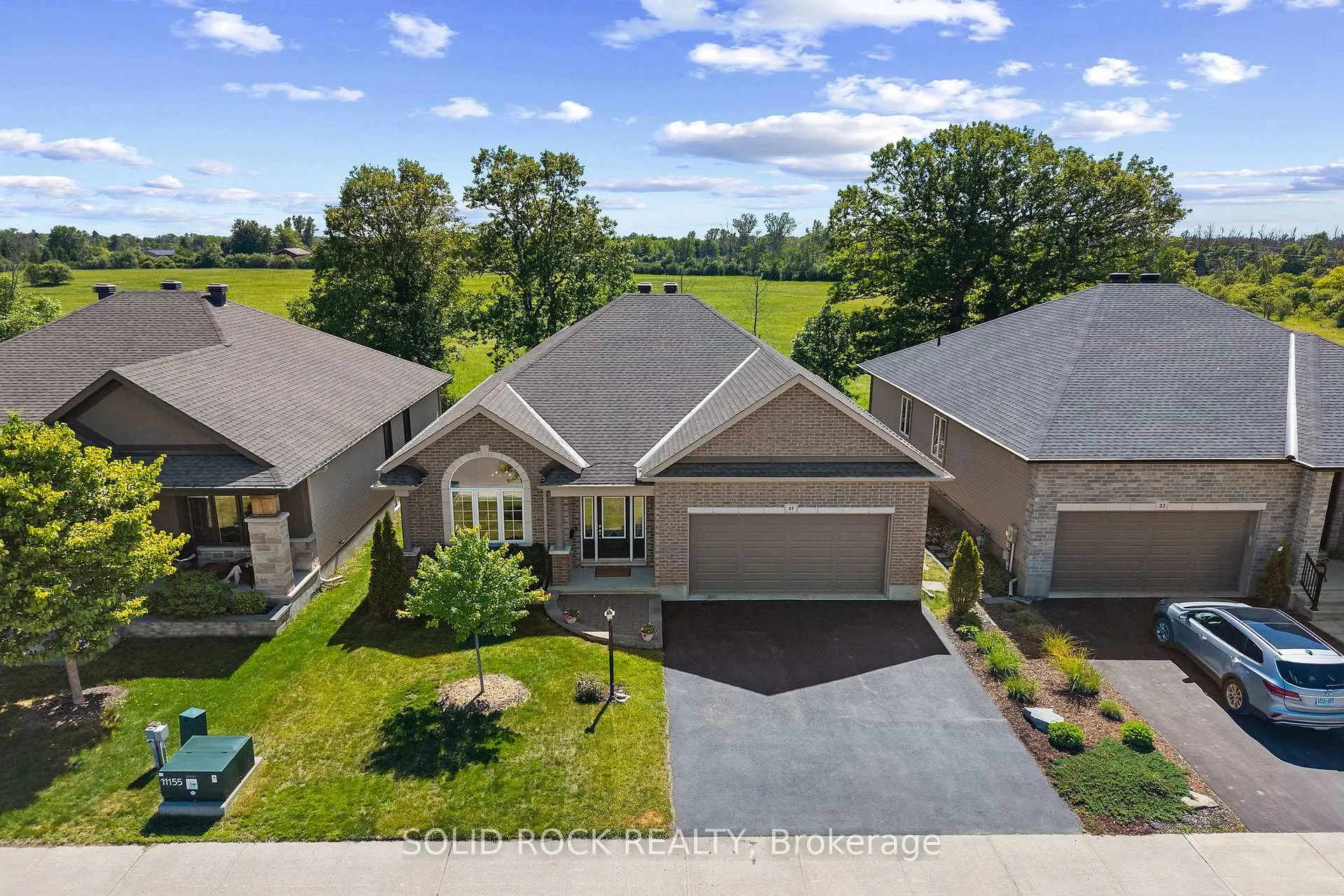 Photo 4 of 37 Dulmage Crescent, Carleton Place — HOMEH