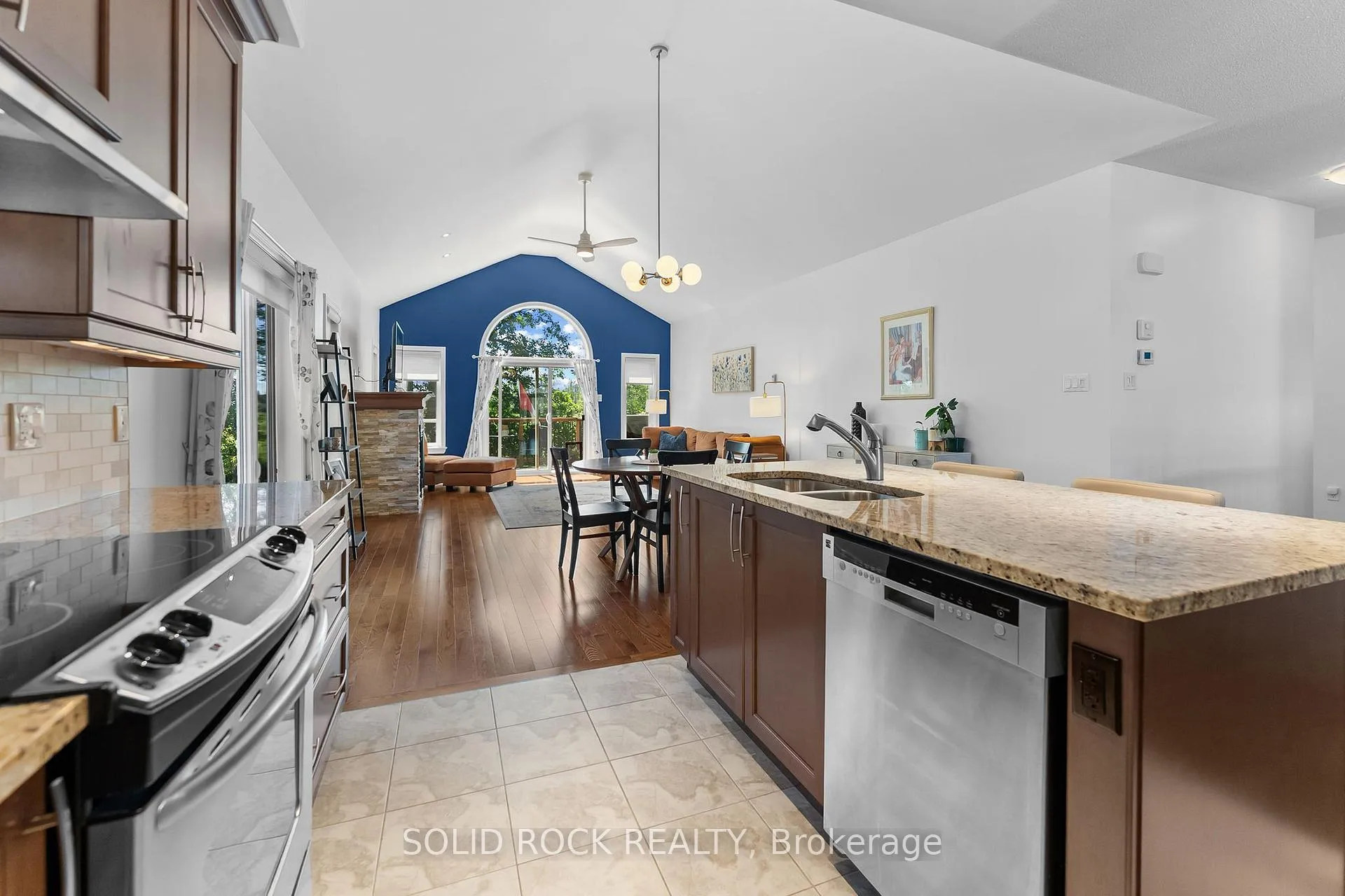 Photo 16 of 37 Dulmage Crescent, Carleton Place — HOMEH