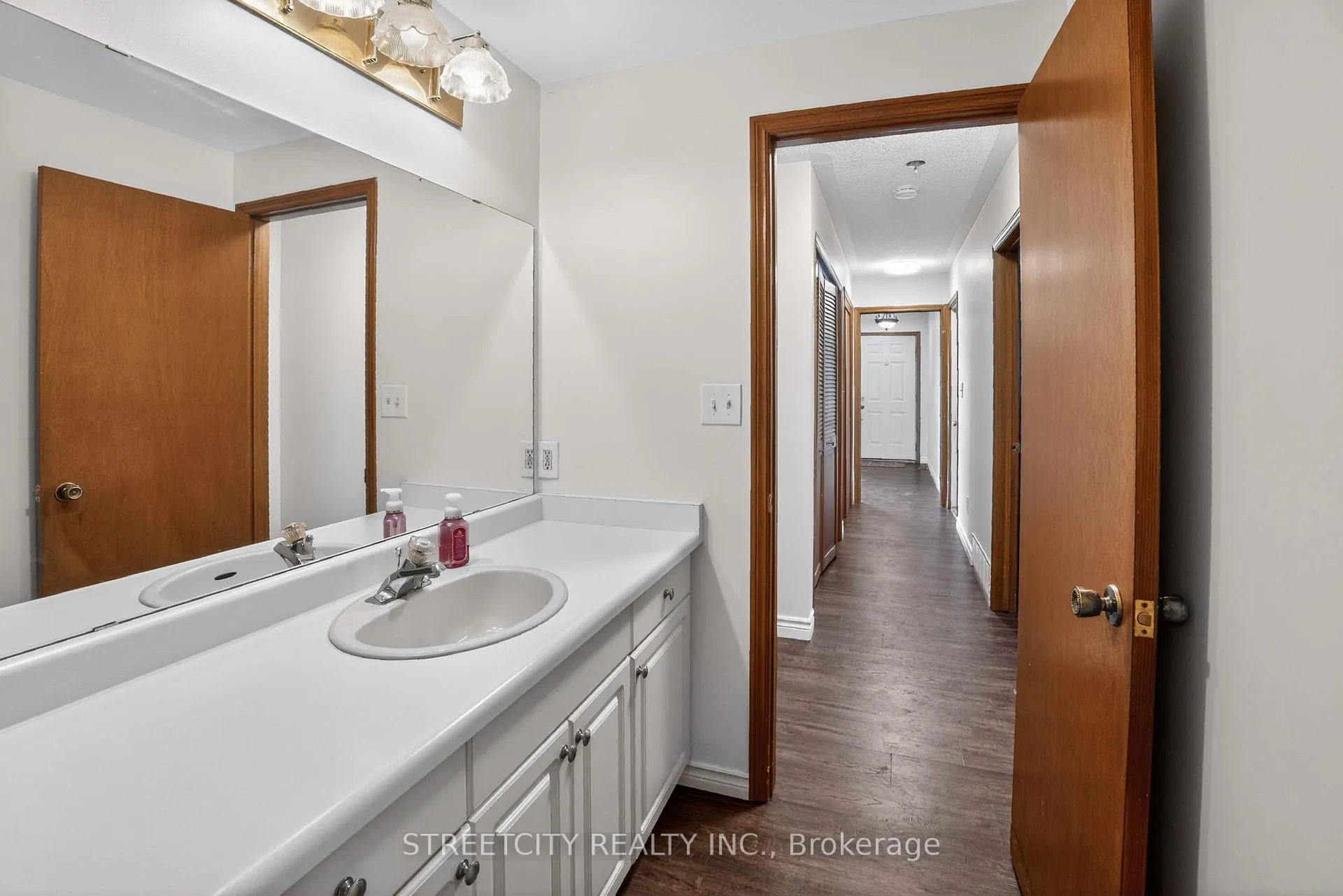 Photo 15 of 11 Rickwood Place, St. Thomas — HOMEH