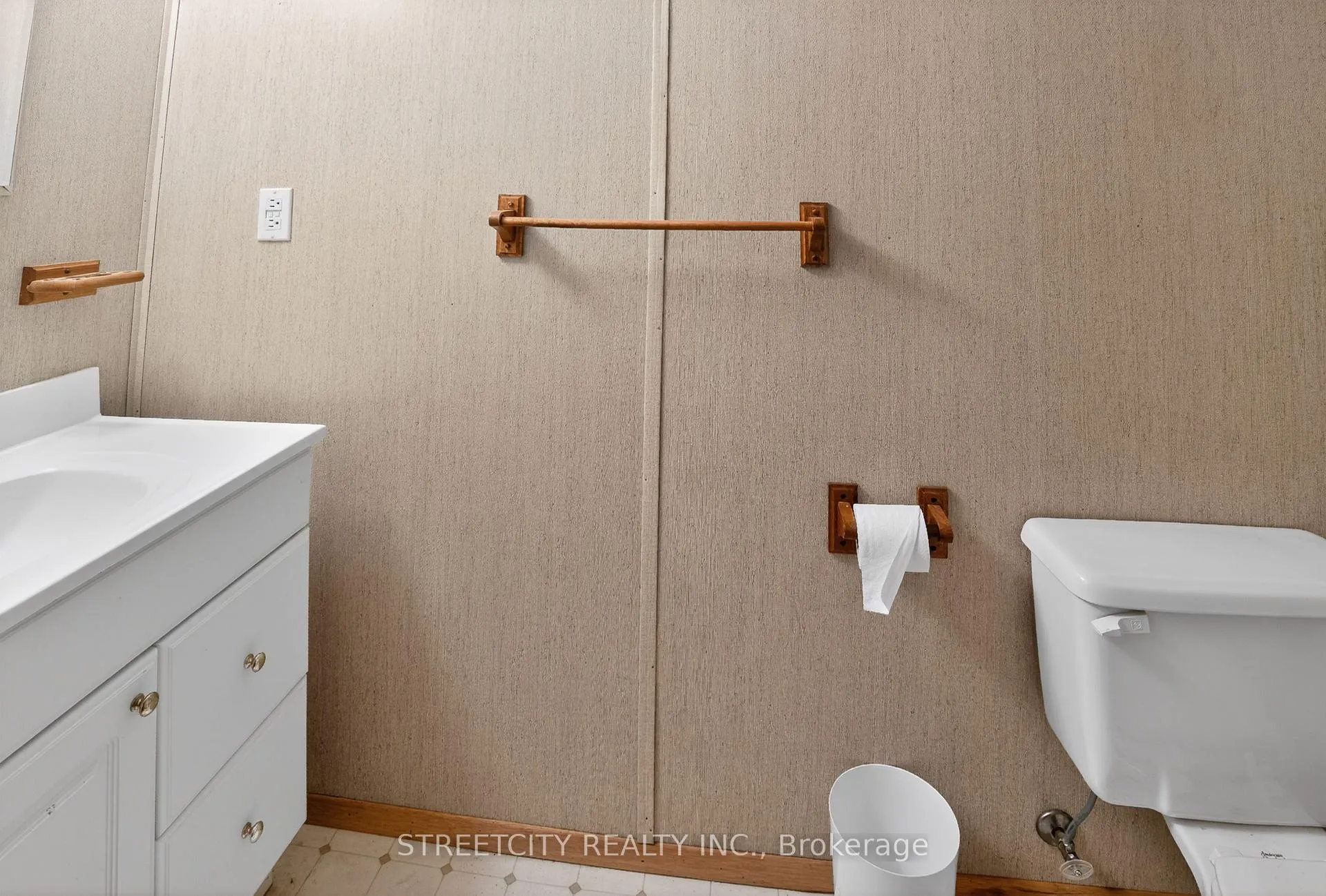 Photo 27 of 11 Rickwood Place, St. Thomas — HOMEH