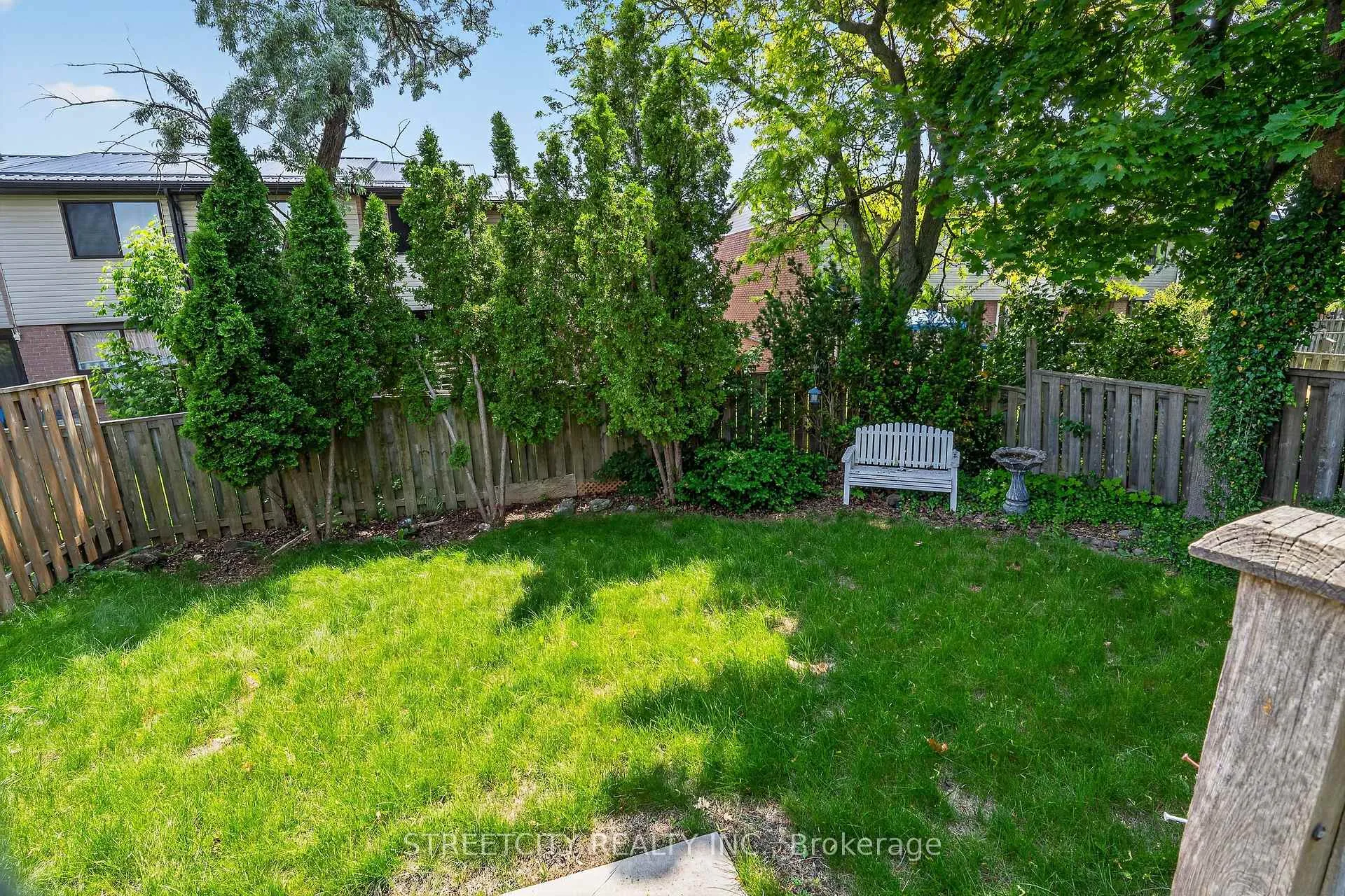 Photo 29 of 11 Rickwood Place, St. Thomas — HOMEH