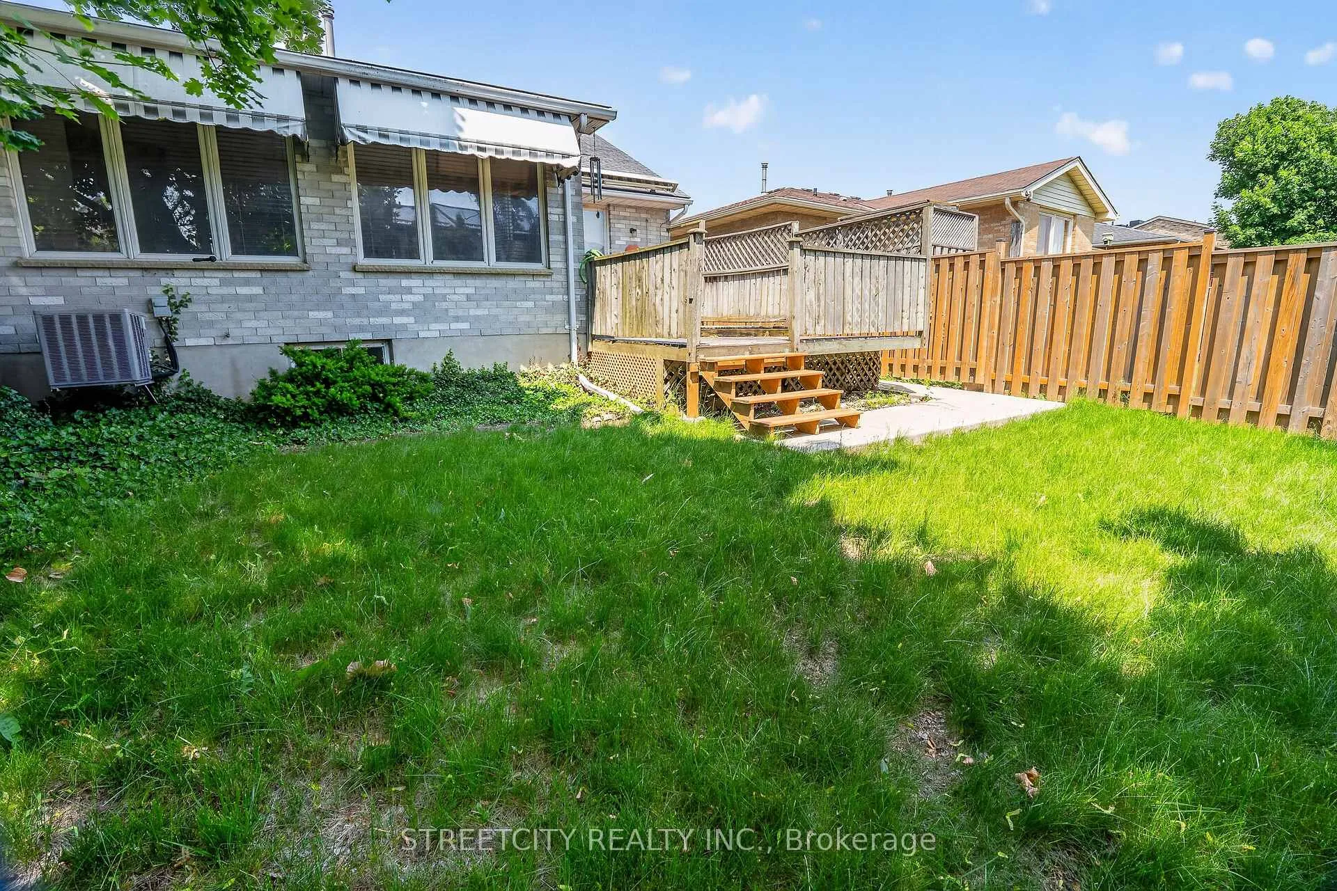 Photo 32 of 11 Rickwood Place, St. Thomas — HOMEH