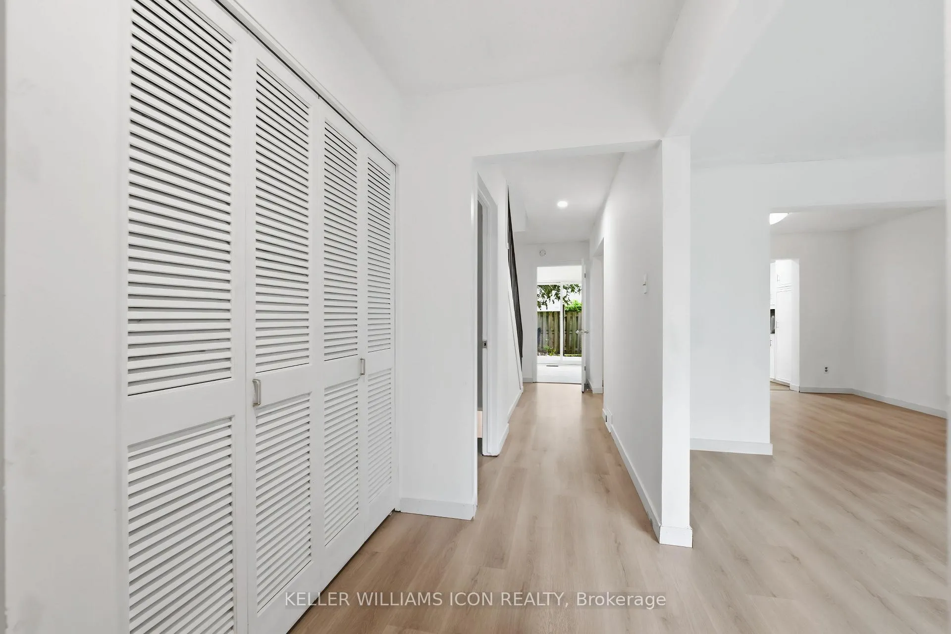 Photo 5 of Unit 63, 3260 Southgate Road, Ottawa, South Keys — HOMEH