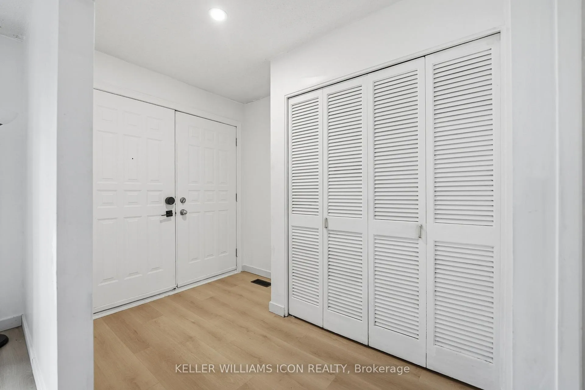 Photo 6 of Unit 63, 3260 Southgate Road, Ottawa, South Keys — HOMEH