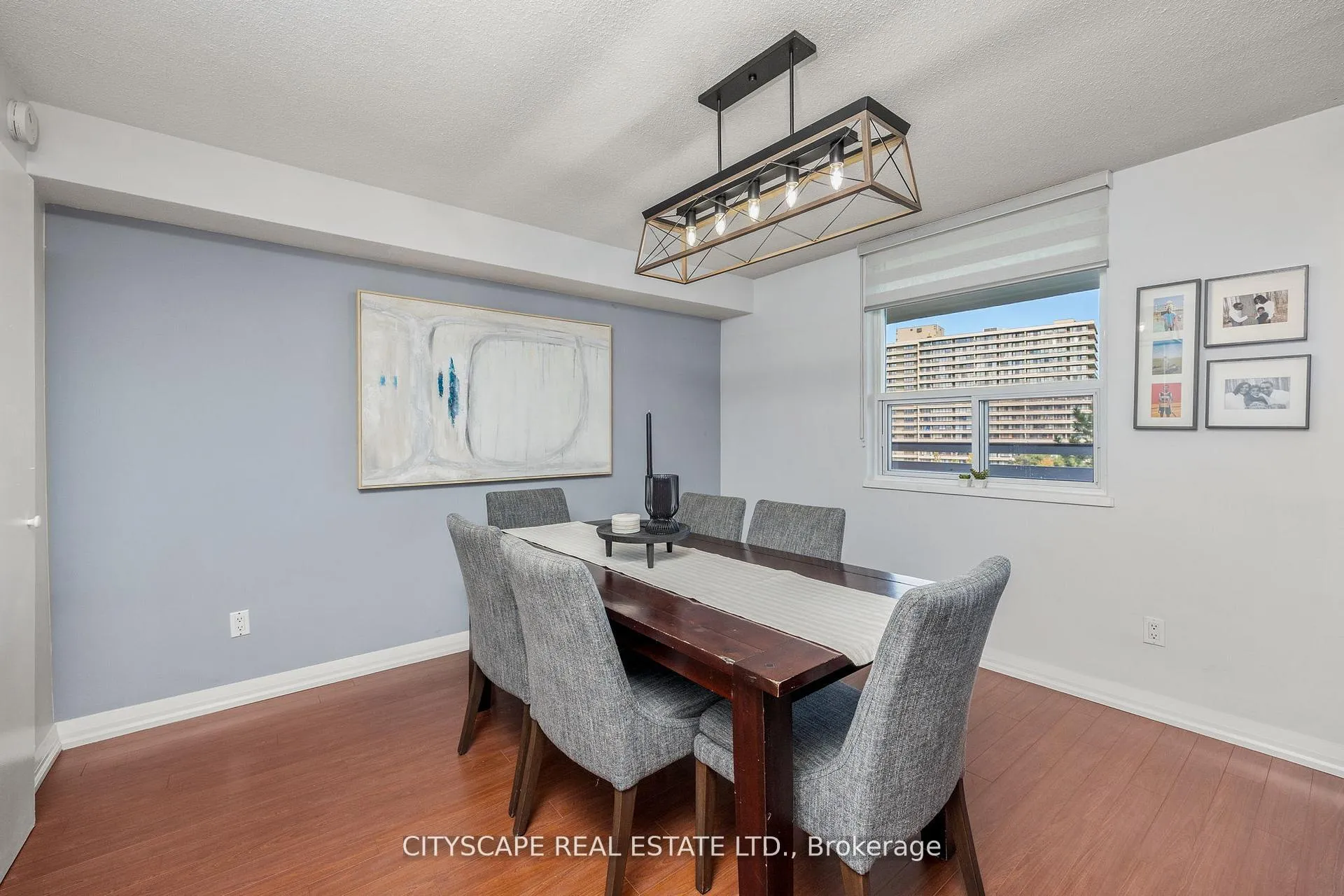 Photo 7 of Unit 810, 1 Royal Orchard Boulevard, Markham, Royal Orchard — HOMEH