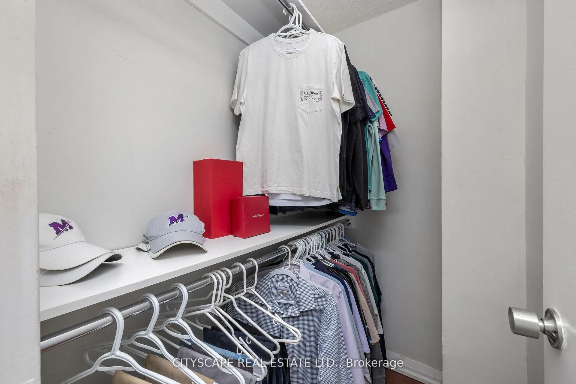 Photo 23 of Unit 810, 1 Royal Orchard Boulevard, Markham, Royal Orchard — HOMEH