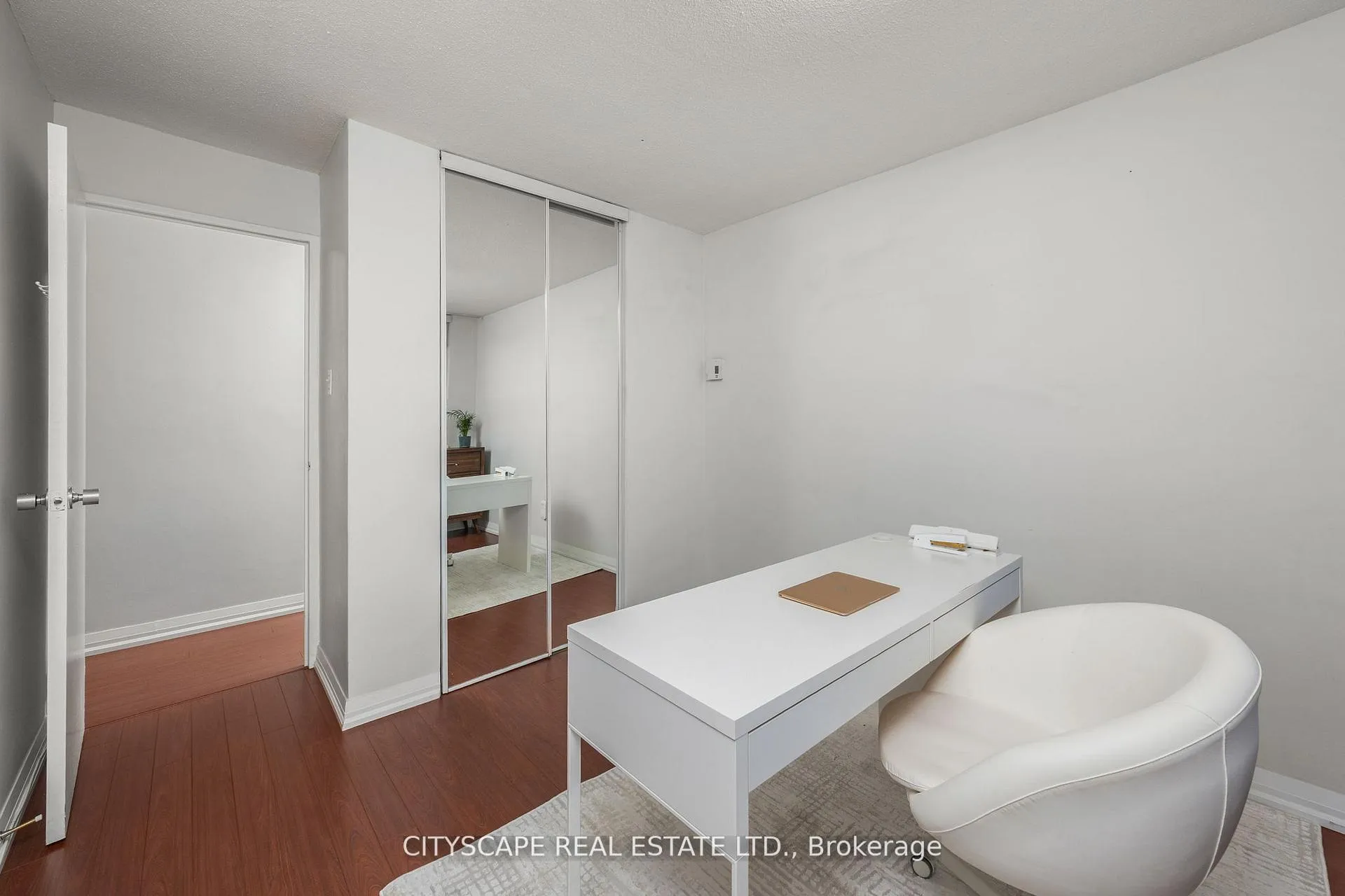 Photo 25 of Unit 810, 1 Royal Orchard Boulevard, Markham, Royal Orchard — HOMEH