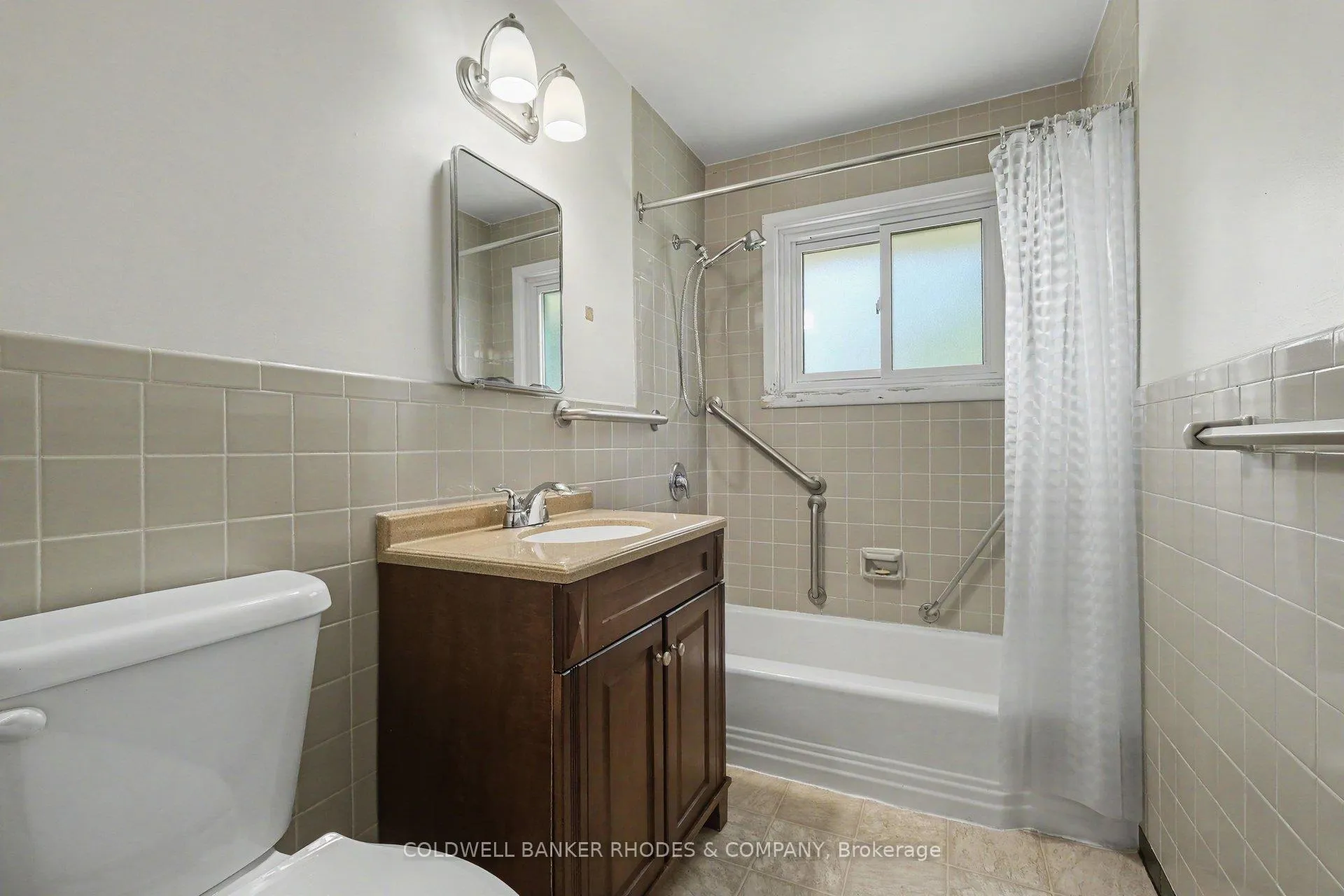 Photo 19 of 1172 Parkway Drive, Ottawa, Parkway Park — HOMEH