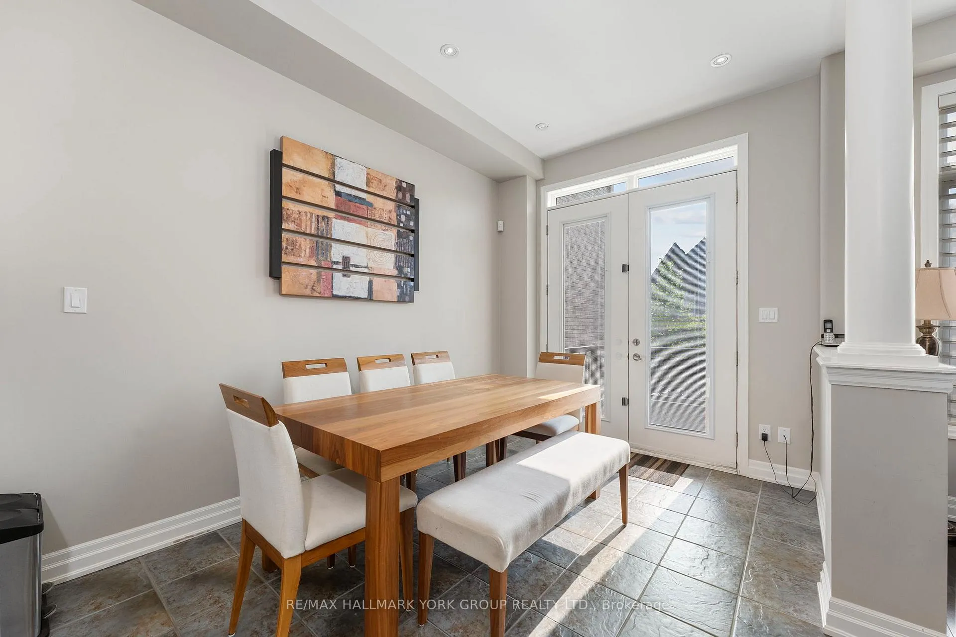 Photo 14 of 45 Robert Berry Crescent, King, King City — HOMEH