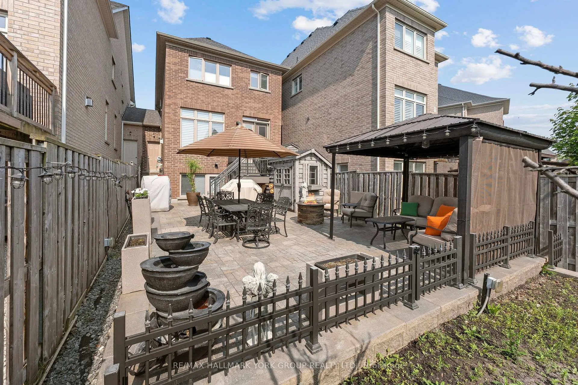 Photo 41 of 45 Robert Berry Crescent, King, King City — HOMEH