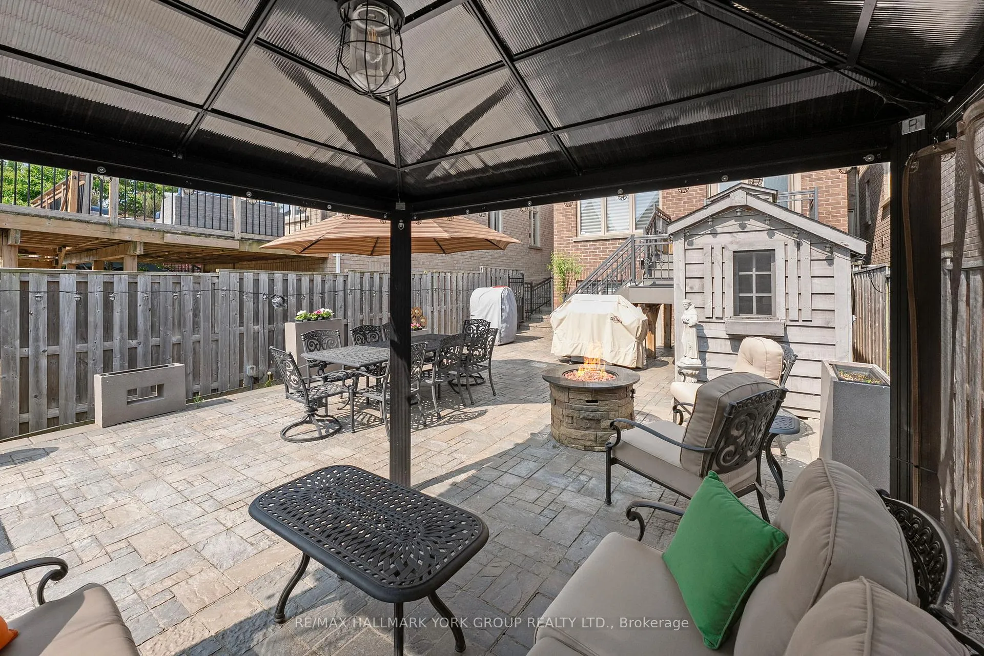 Photo 42 of 45 Robert Berry Crescent, King, King City — HOMEH