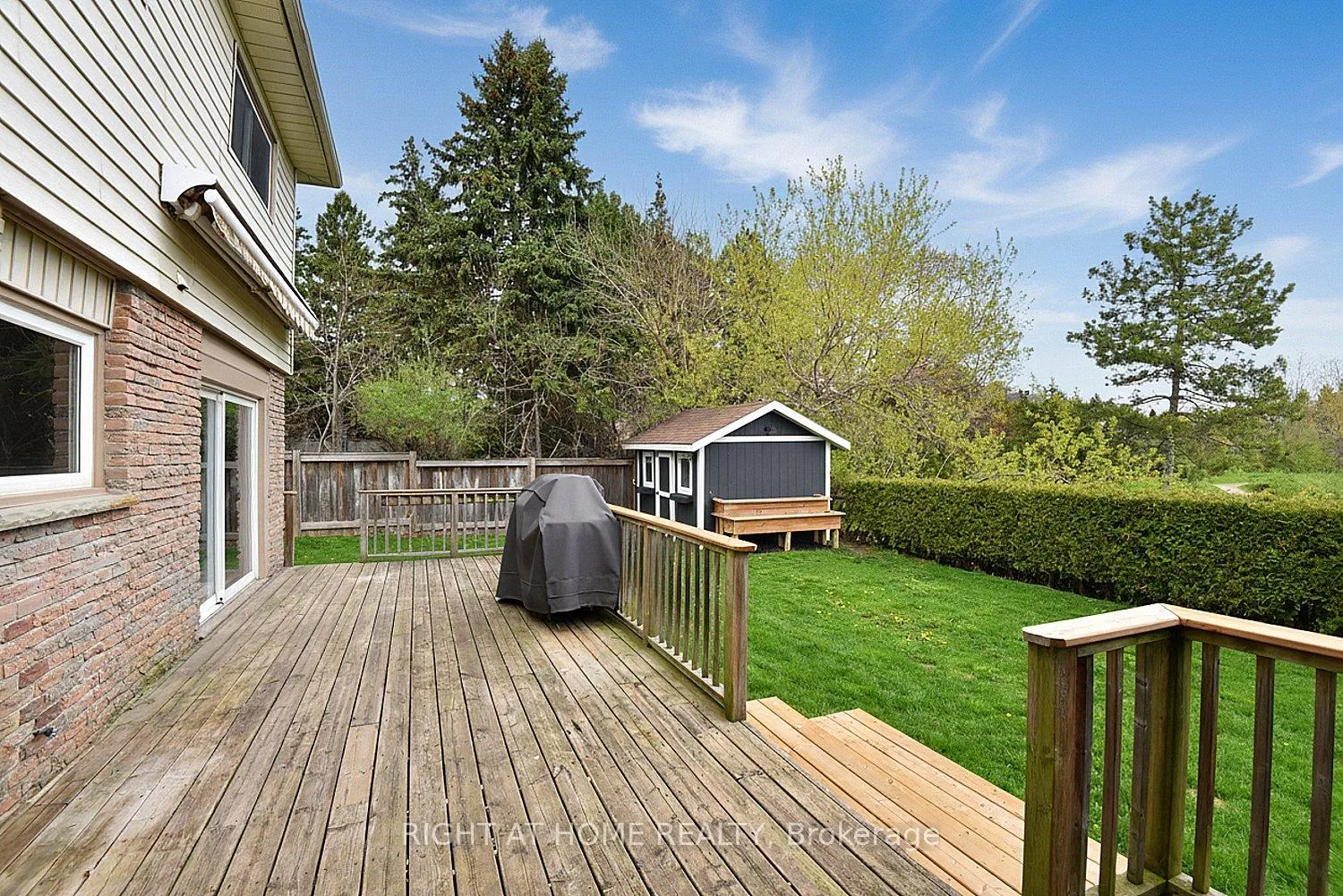 Photo 7 of 2451 Sinclair Circle, Burlington, Brant Hills — HOMEH