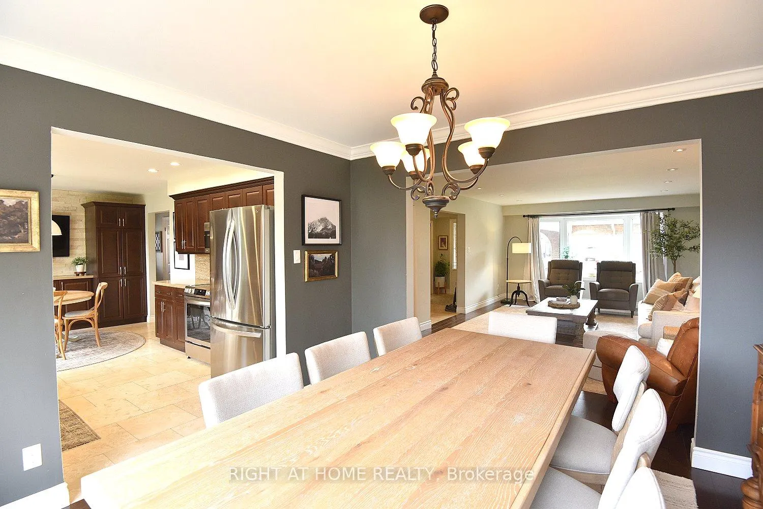 Photo 17 of 2451 Sinclair Circle, Burlington, Brant Hills — HOMEH