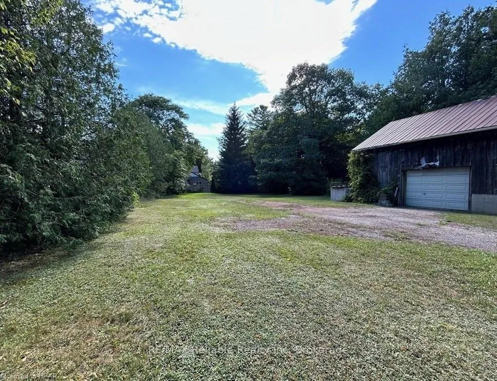 Photo 3 of 1 William Street, Bluewater, Bayfield — HOMEH
