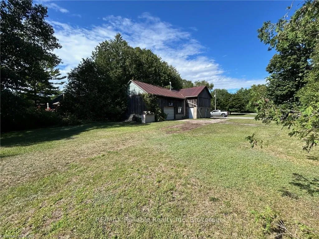 Photo 8 of 1 William Street, Bluewater, Bayfield — HOMEH