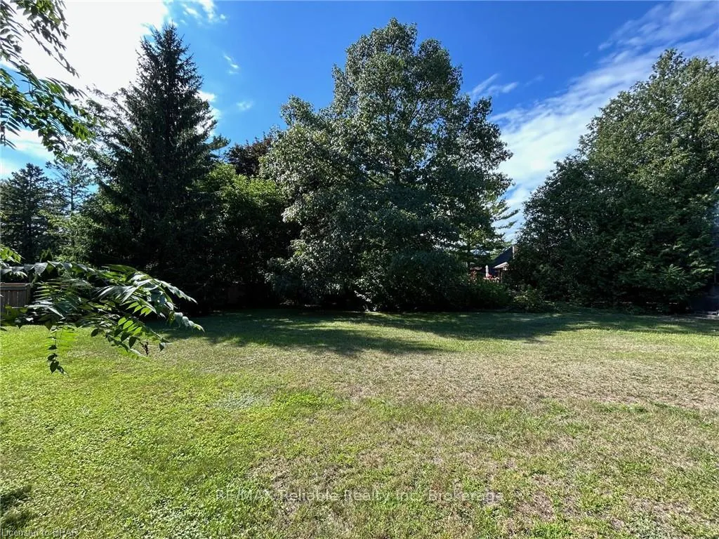 Photo 9 of 1 William Street, Bluewater, Bayfield — HOMEH
