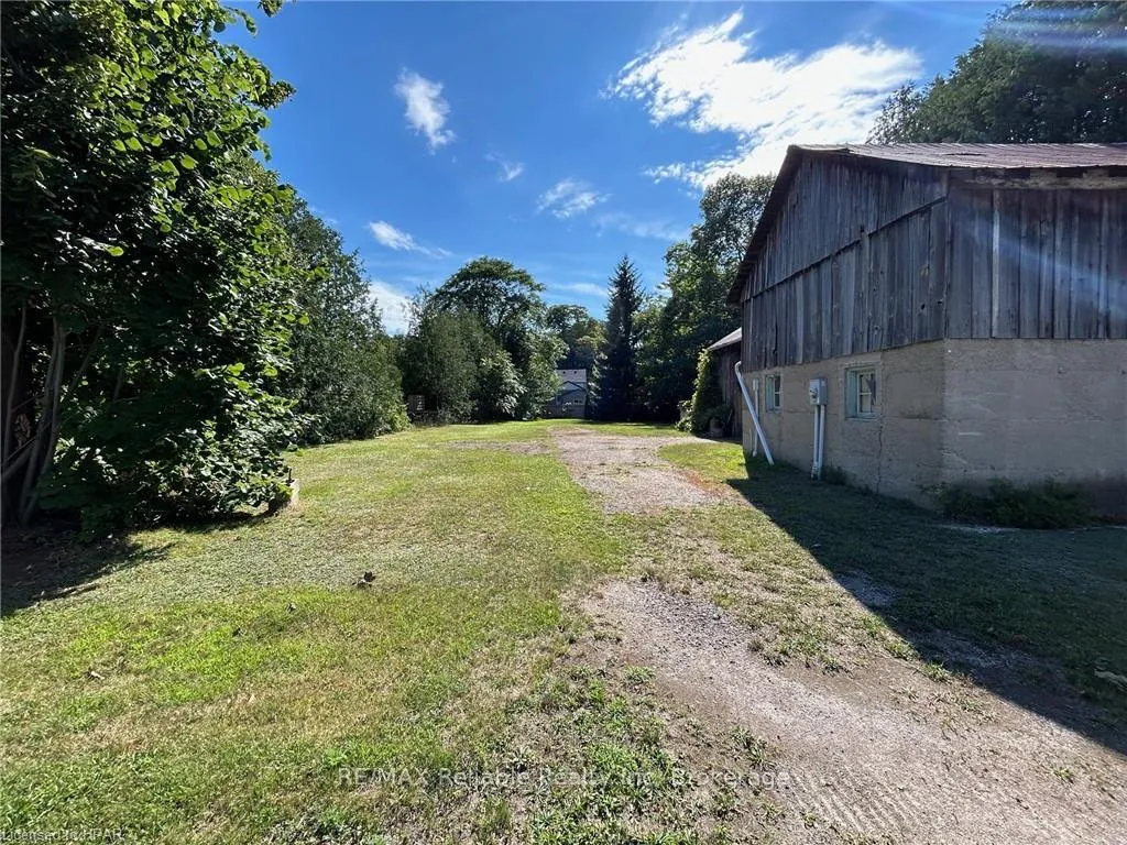 Photo 10 of 1 William Street, Bluewater, Bayfield — HOMEH