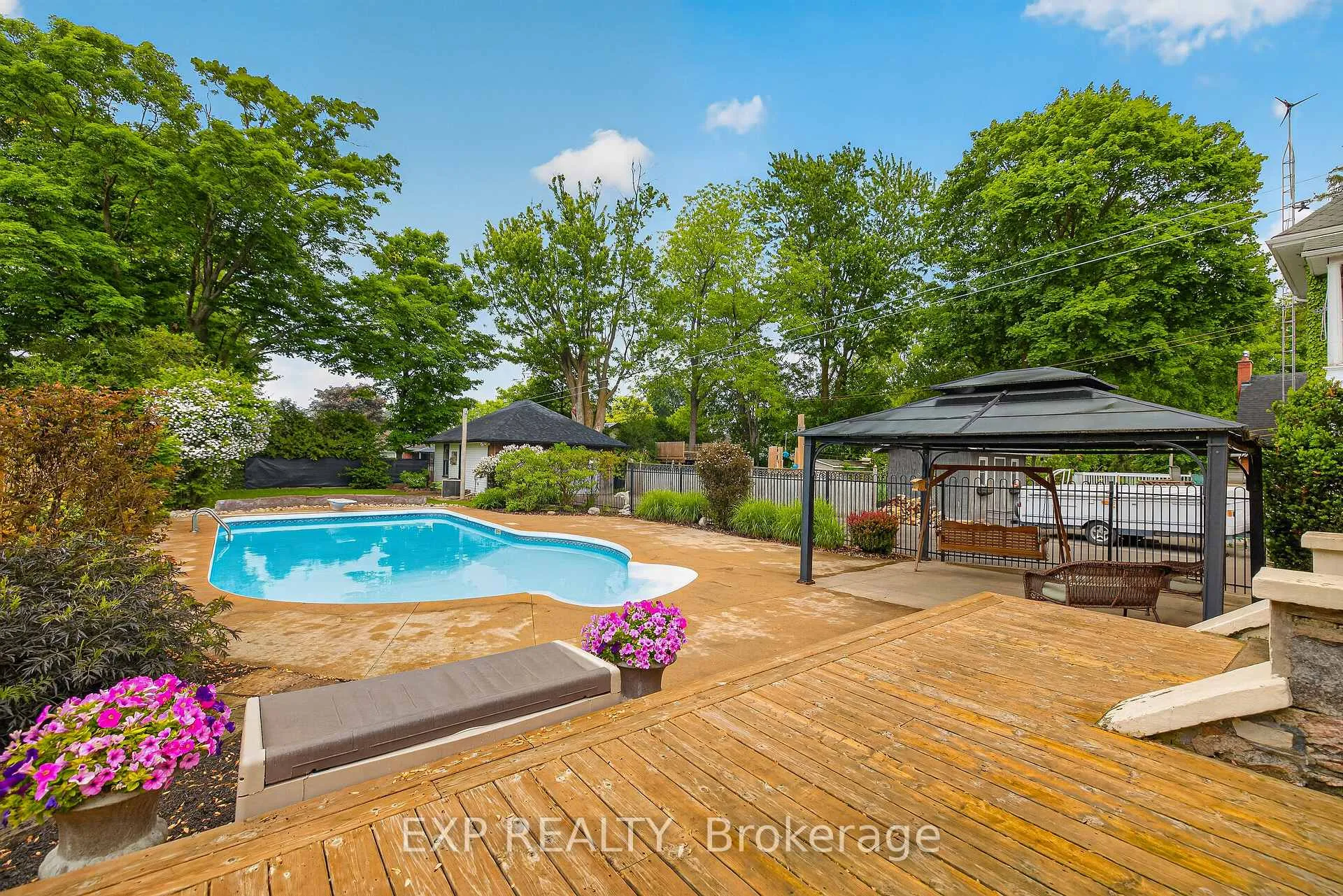 Photo 42 of 30 Mill Street E, Perth East, Milverton — HOMEH