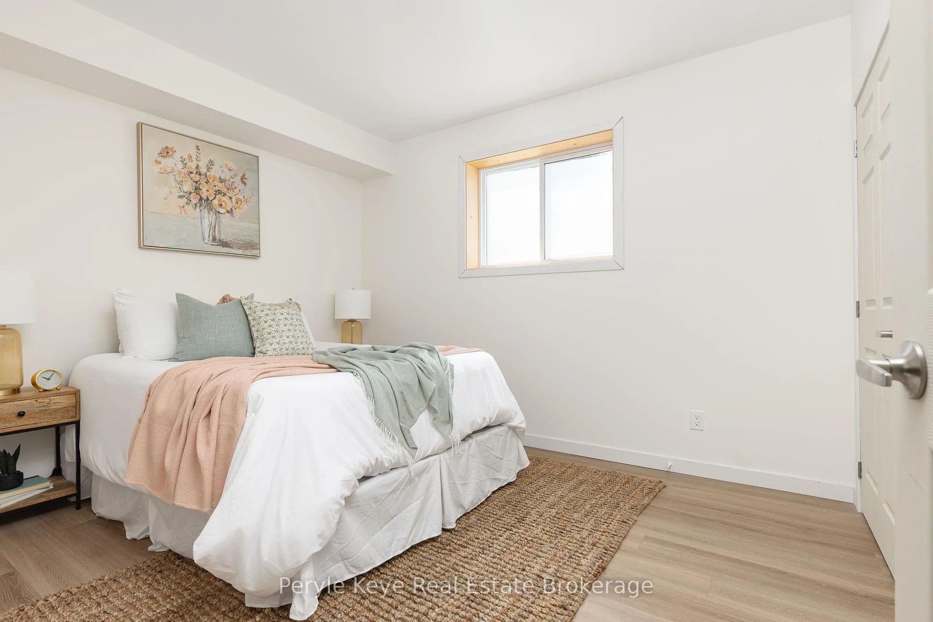 Photo 43 of 144 Shier Street, Bracebridge, Macaulay — HOMEH