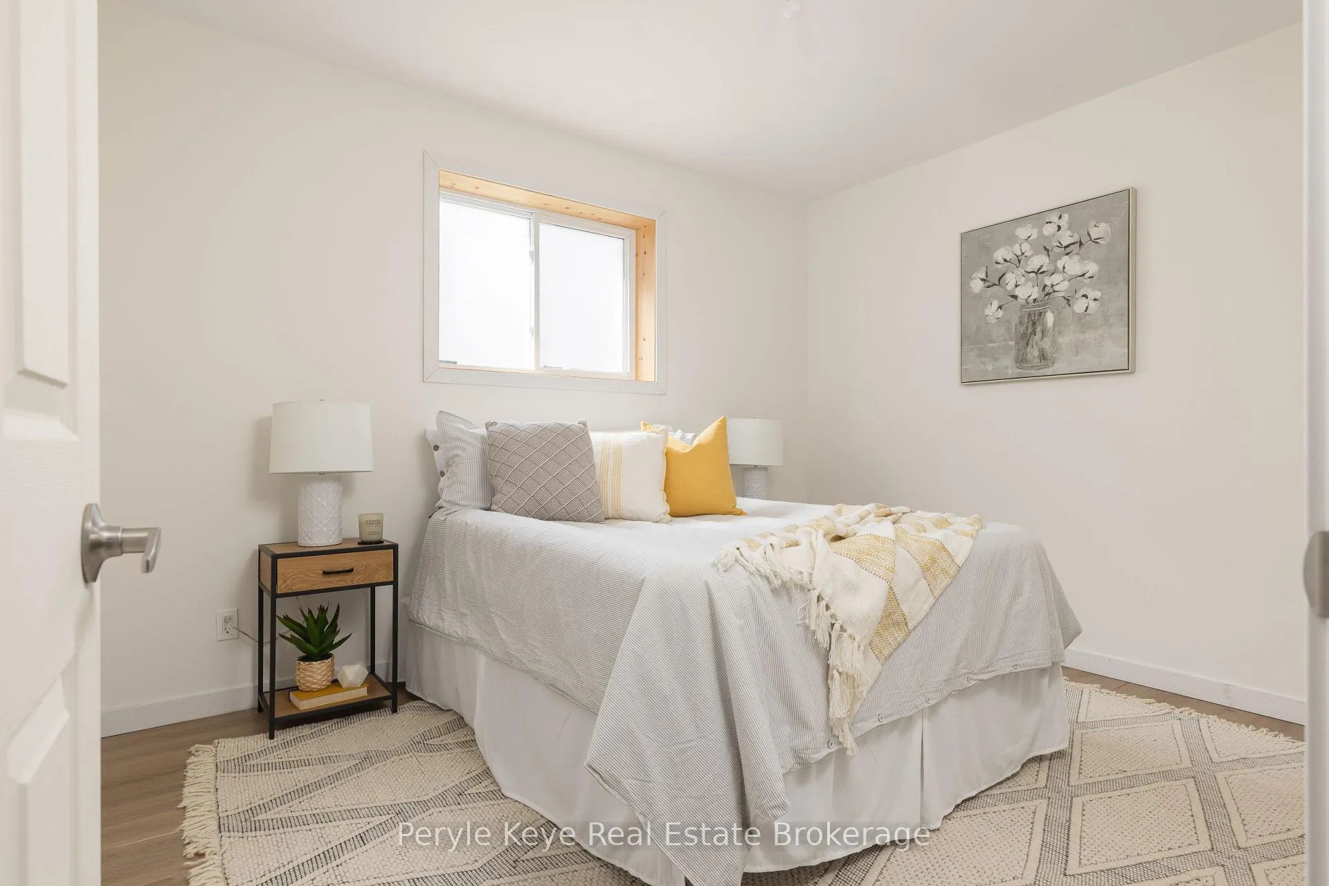 Photo 44 of 144 Shier Street, Bracebridge, Macaulay — HOMEH