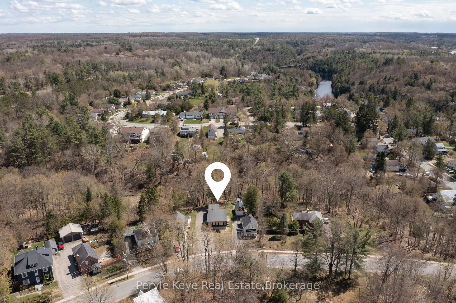 Photo 49 of 144 Shier Street, Bracebridge, Macaulay — HOMEH