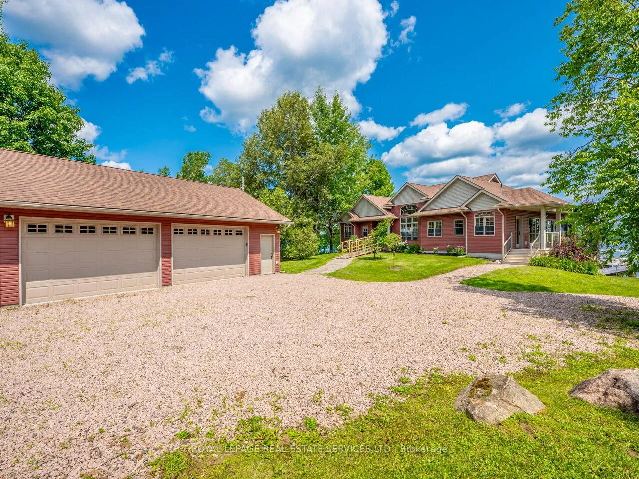 Photo 4 of 114 Islandview Lane, Chisholm — HOMEH