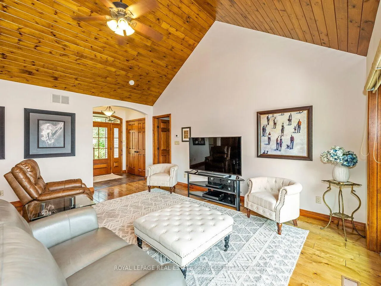 Photo 8 of 114 Islandview Lane, Chisholm — HOMEH