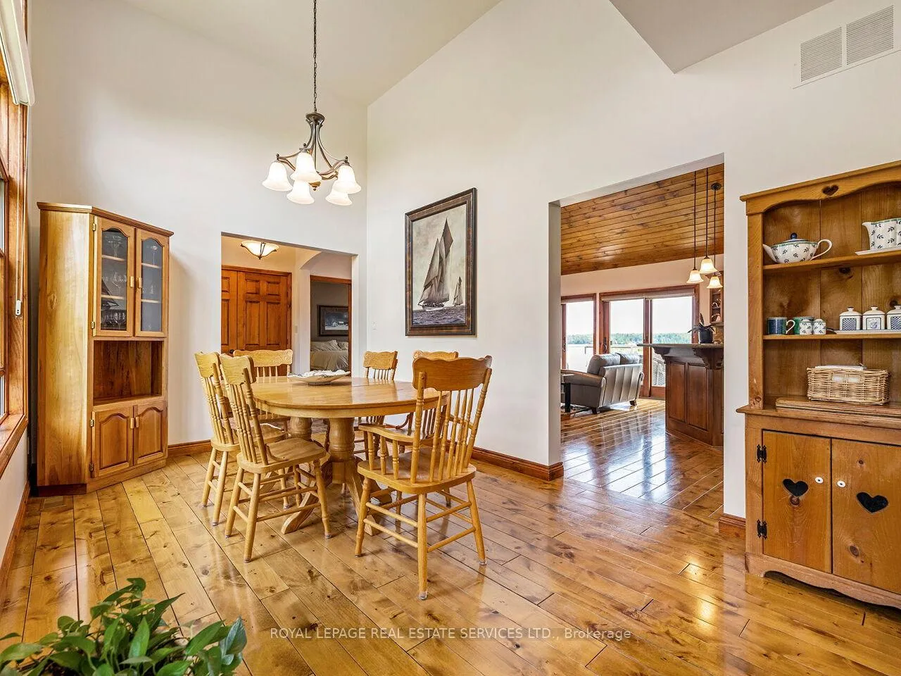 Photo 16 of 114 Islandview Lane, Chisholm — HOMEH