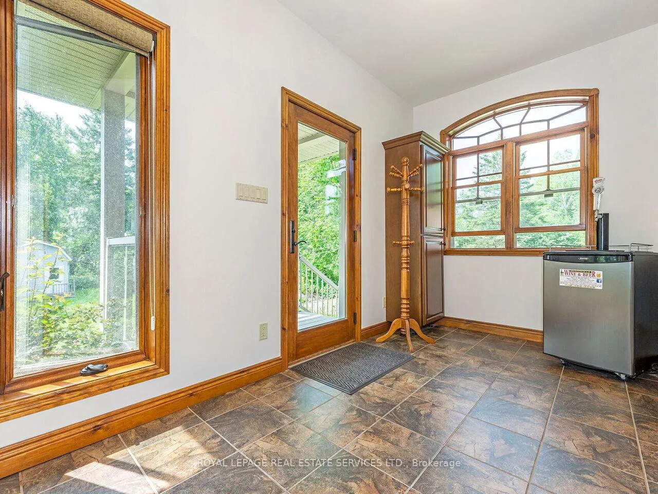 Photo 24 of 114 Islandview Lane, Chisholm — HOMEH