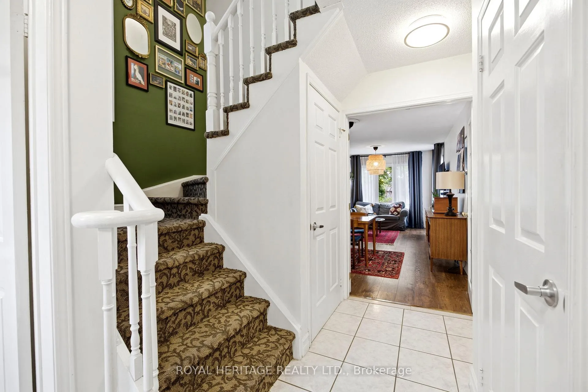 Photo 5 of 27 Heaver Drive, Whitby, Pringle Creek — HOMEH