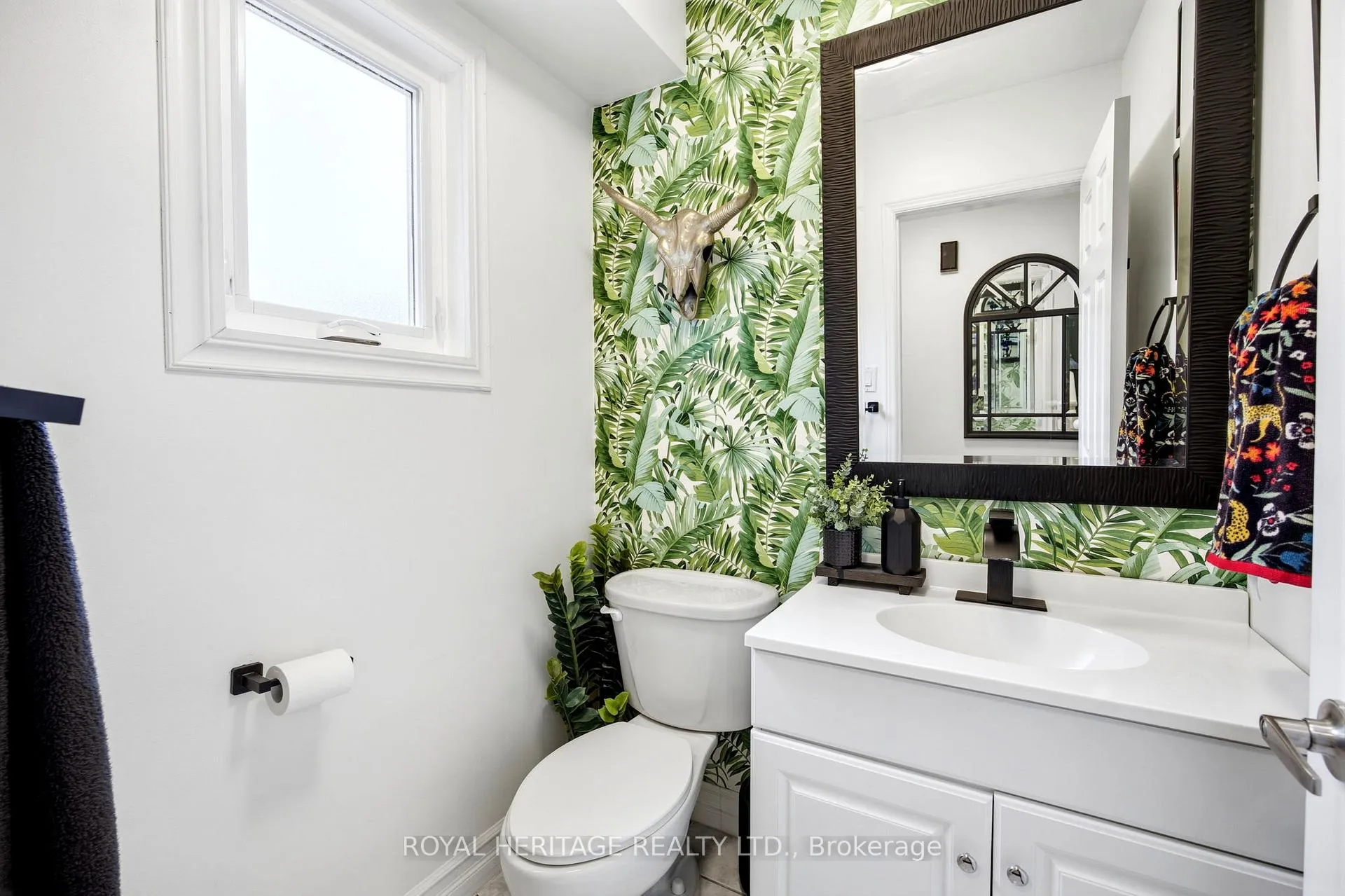 Photo 16 of 27 Heaver Drive, Whitby, Pringle Creek — HOMEH