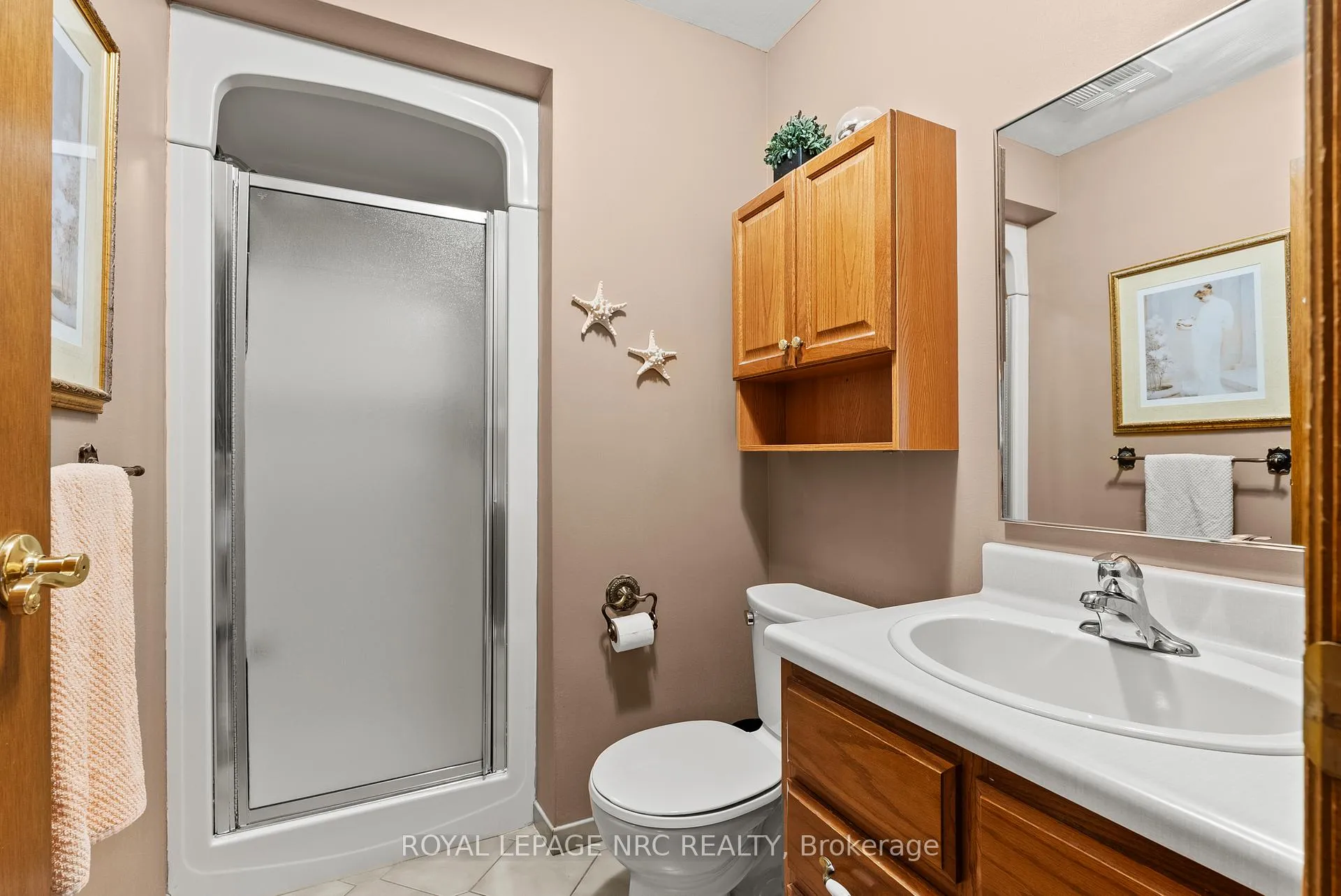 Photo 16 of 14 Tupper Drive, Thorold, Confederation Heights — HOMEH