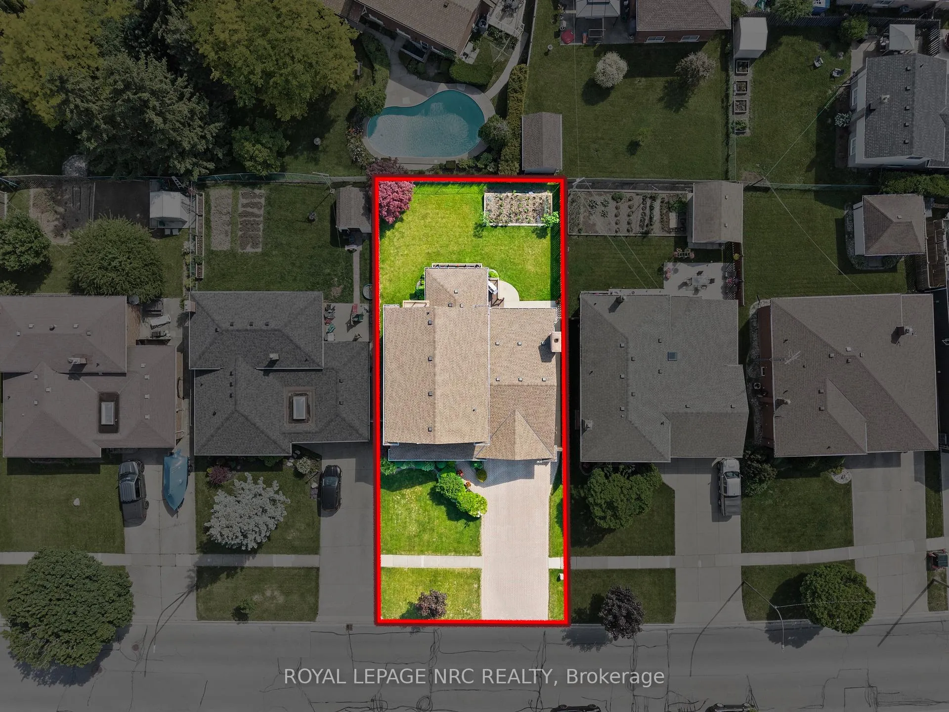 Photo 39 of 14 Tupper Drive, Thorold, Confederation Heights — HOMEH