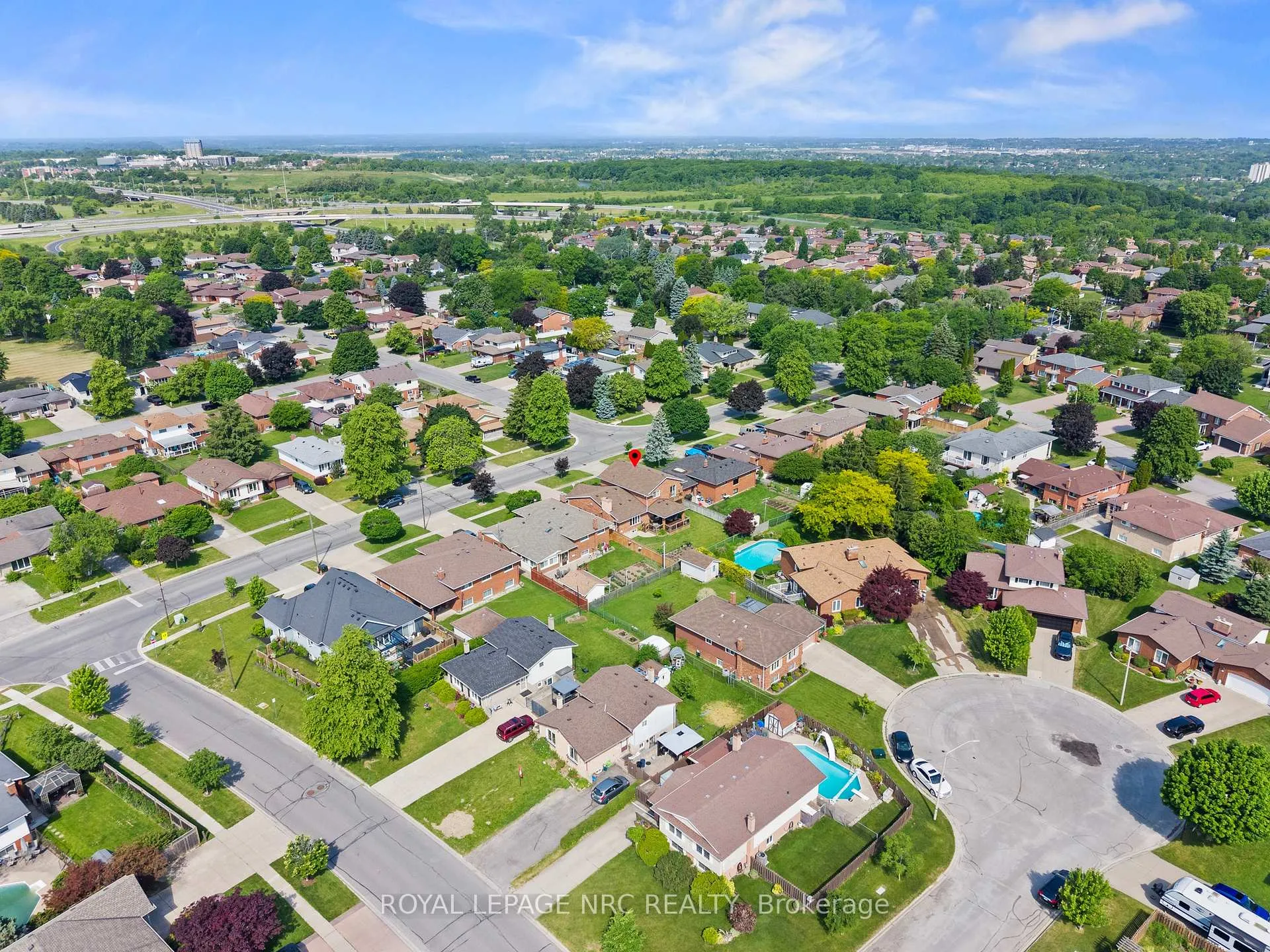 Photo 40 of 14 Tupper Drive, Thorold, Confederation Heights — HOMEH