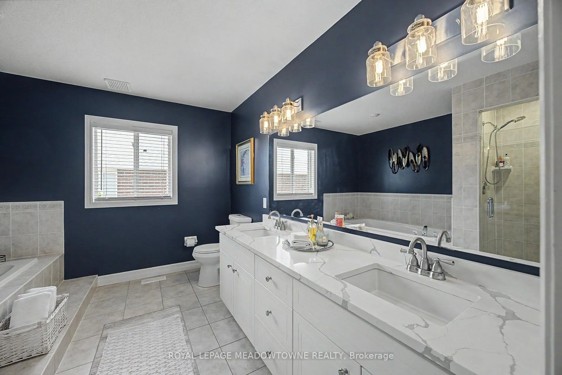 Photo 13 of 15 Zecca Drive, Guelph, Pineridge/Westminster Woods — HOMEH