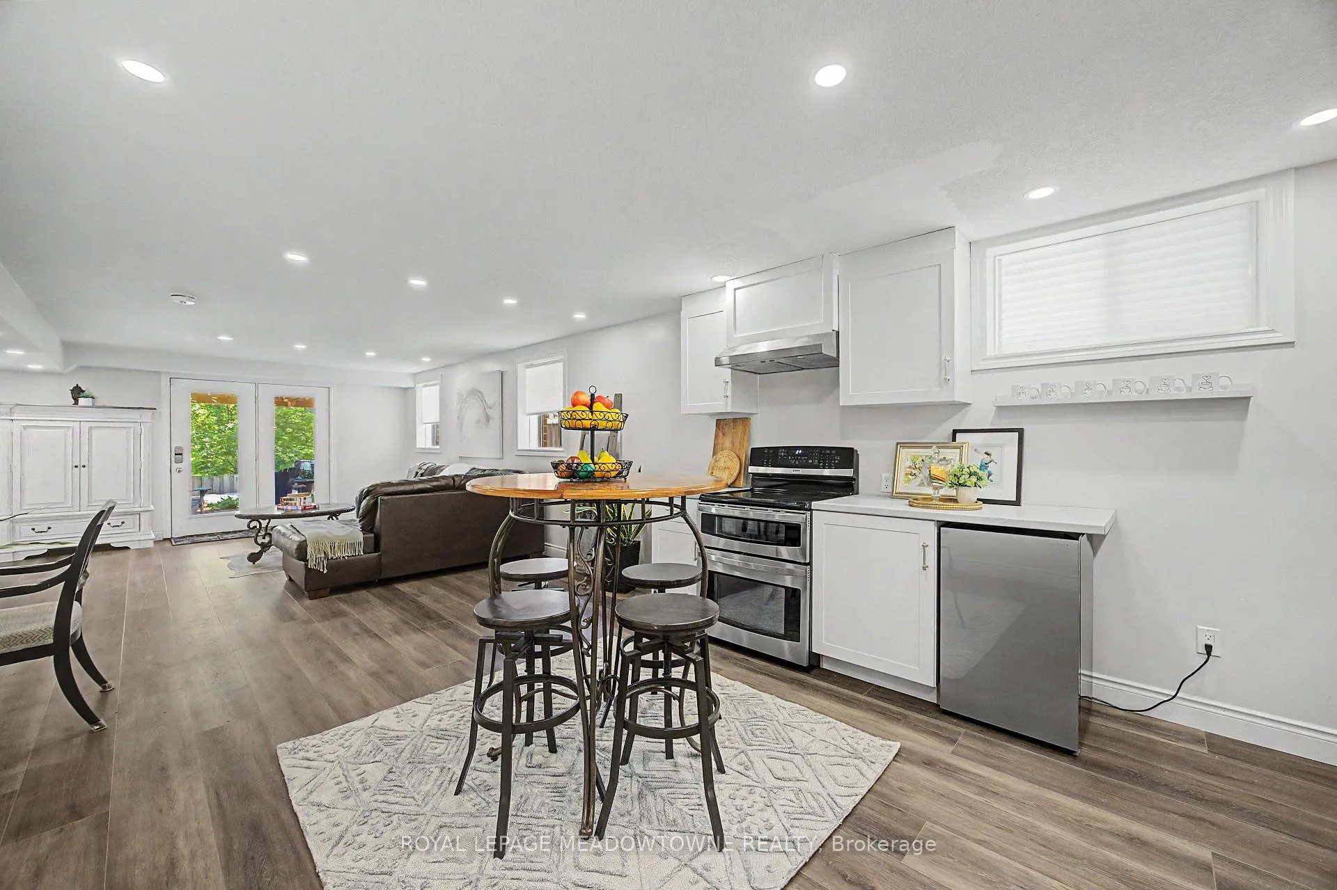 Photo 19 of 15 Zecca Drive, Guelph, Pineridge/Westminster Woods — HOMEH